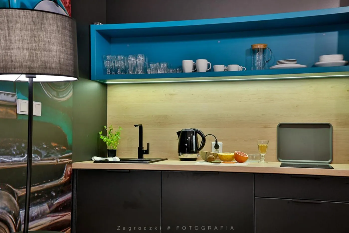 Saint Thomas Corner - by Upstairs