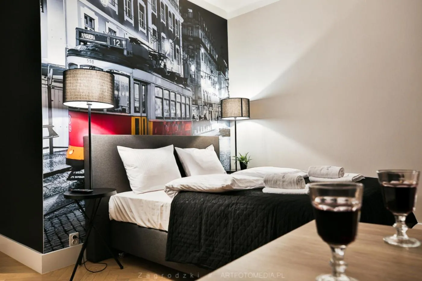 Bed in Saint Thomas Corner - by Upstairs