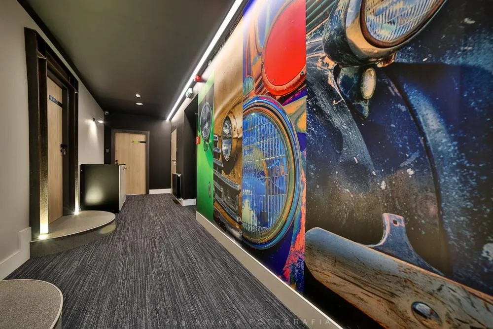 storage in Saint Thomas Corner - by Upstairs