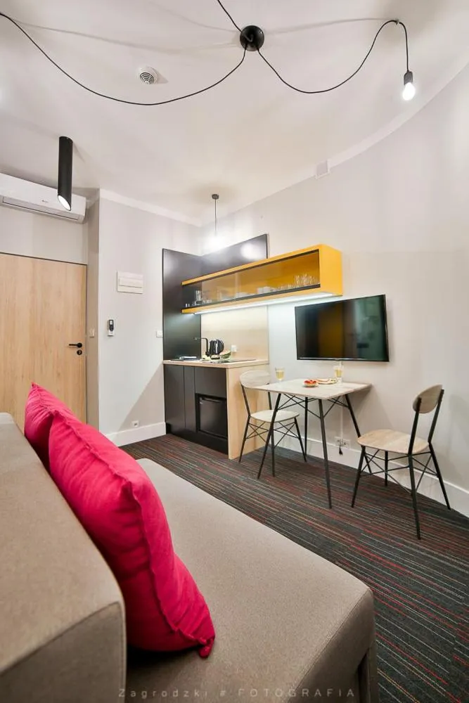 TV and multimedia in Saint Thomas Corner - by Upstairs