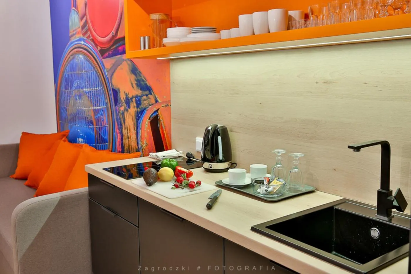 Saint Thomas Corner - by Upstairs