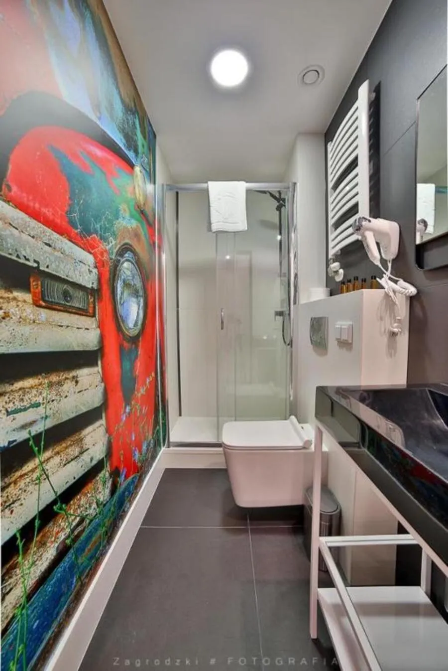 Shower in Saint Thomas Corner - by Upstairs