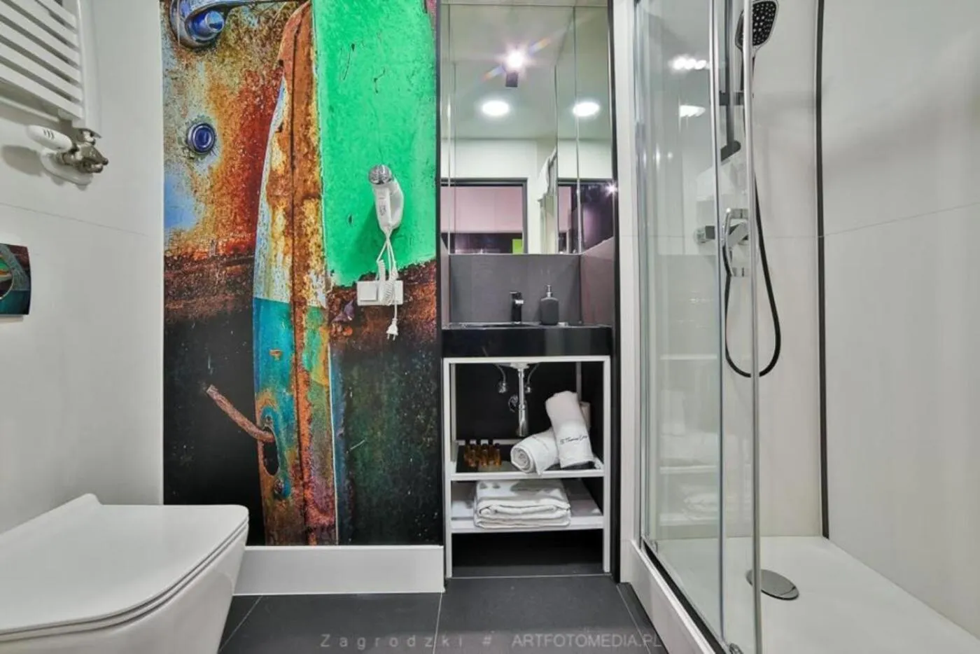 Shower in Saint Thomas Corner - by Upstairs