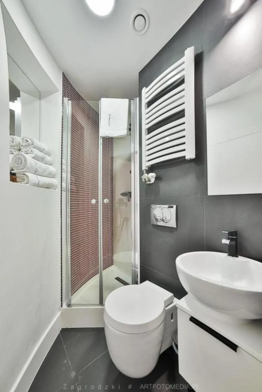 Shower in Saint Thomas Corner - by Upstairs