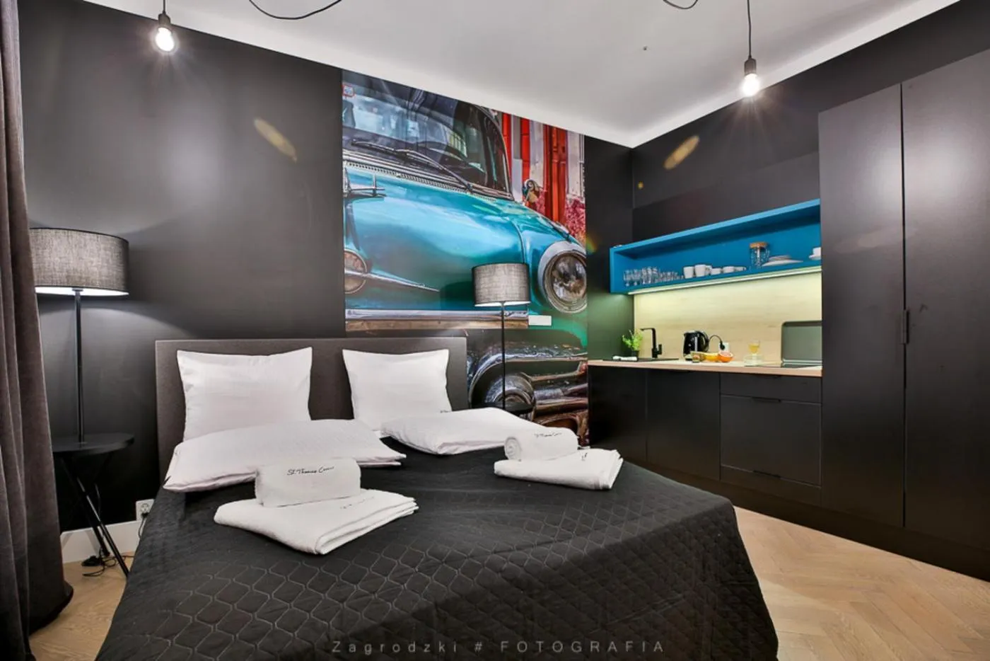 Bed in Saint Thomas Corner - by Upstairs