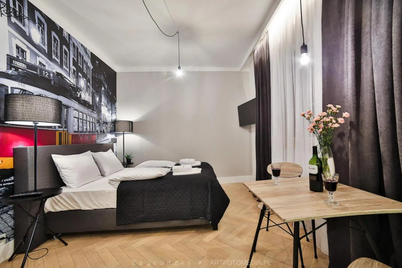 Bed in Saint Thomas Corner - by Upstairs