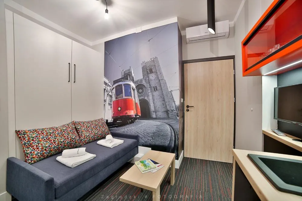 TV and multimedia in Saint Thomas Corner - by Upstairs