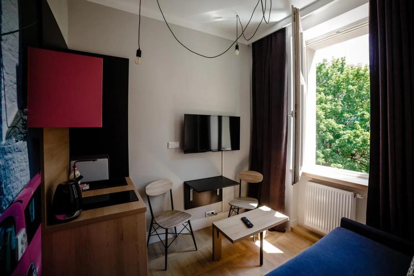 TV and multimedia in Saint Thomas Corner - by Upstairs