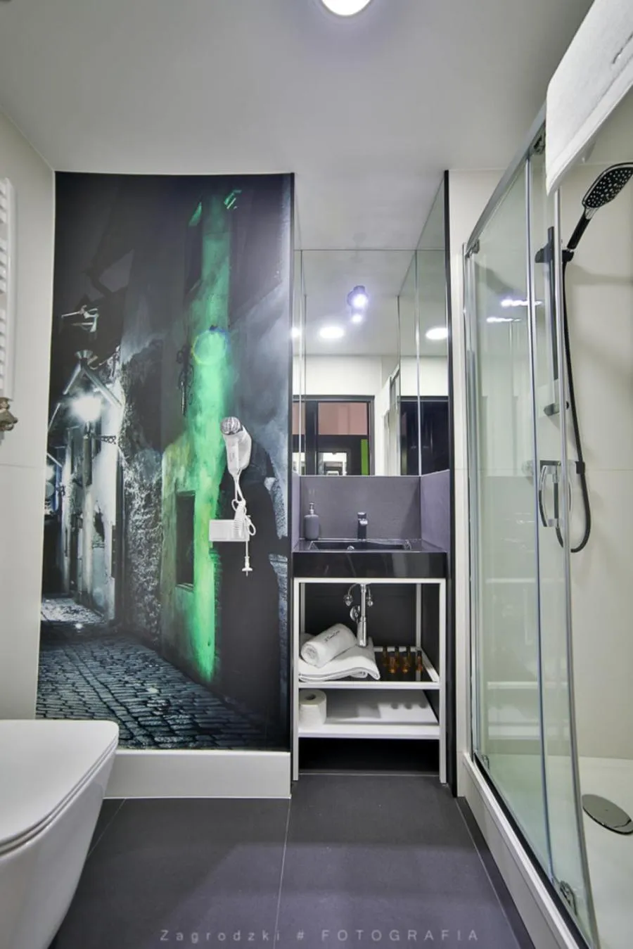 Shower in Saint Thomas Corner - by Upstairs