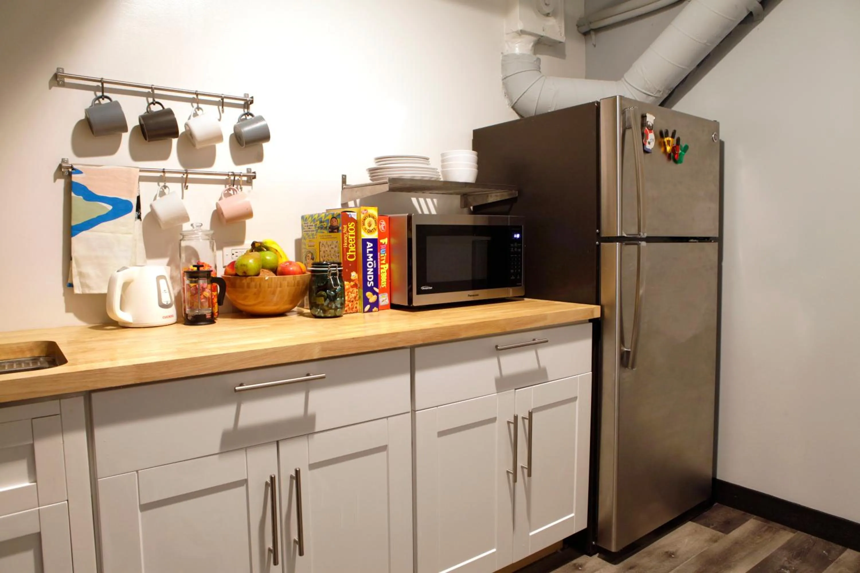 Food and drinks in Stay Classy