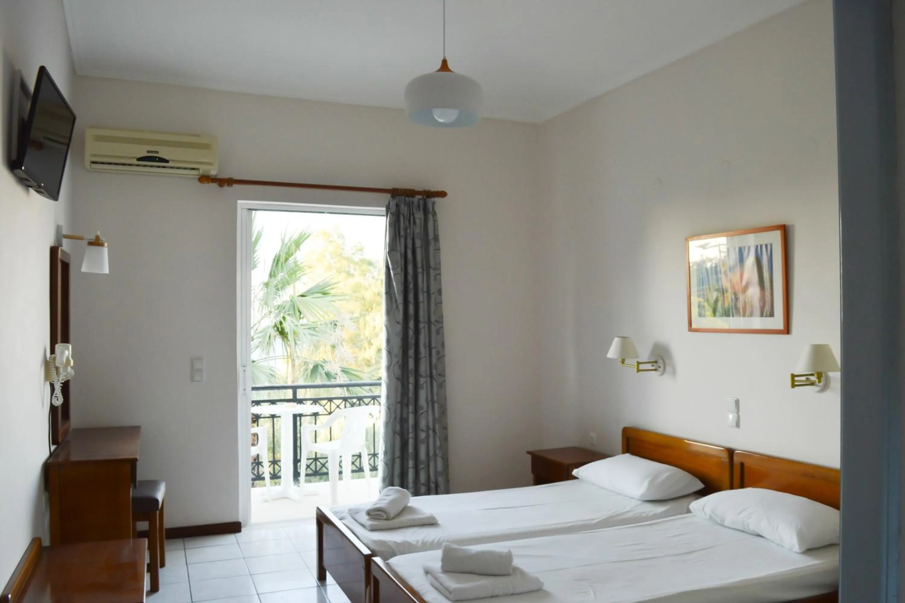 Photo of the whole room, Bed in Paradise Beach Apartments