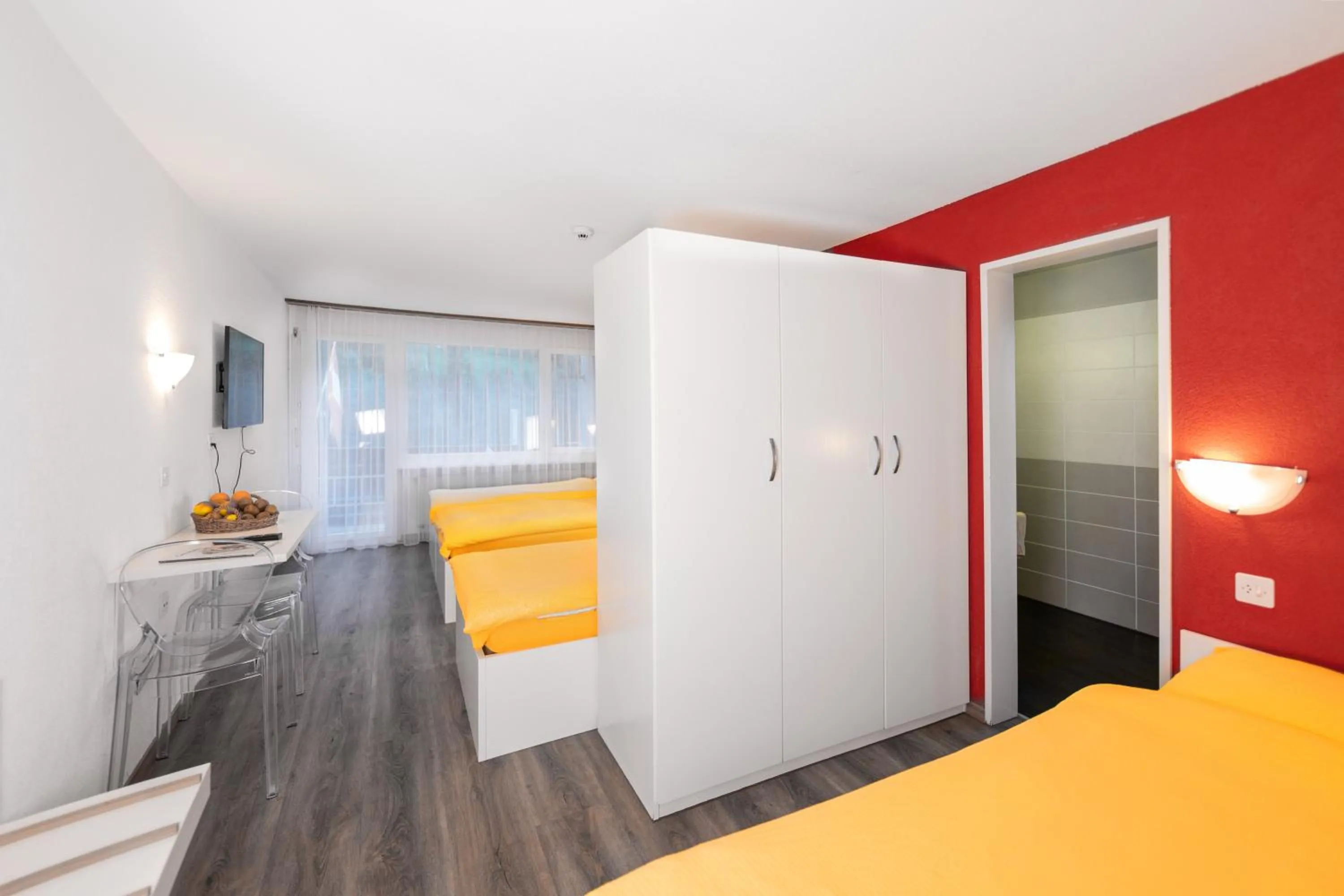 Bedroom, Bed in Hotel Mountime