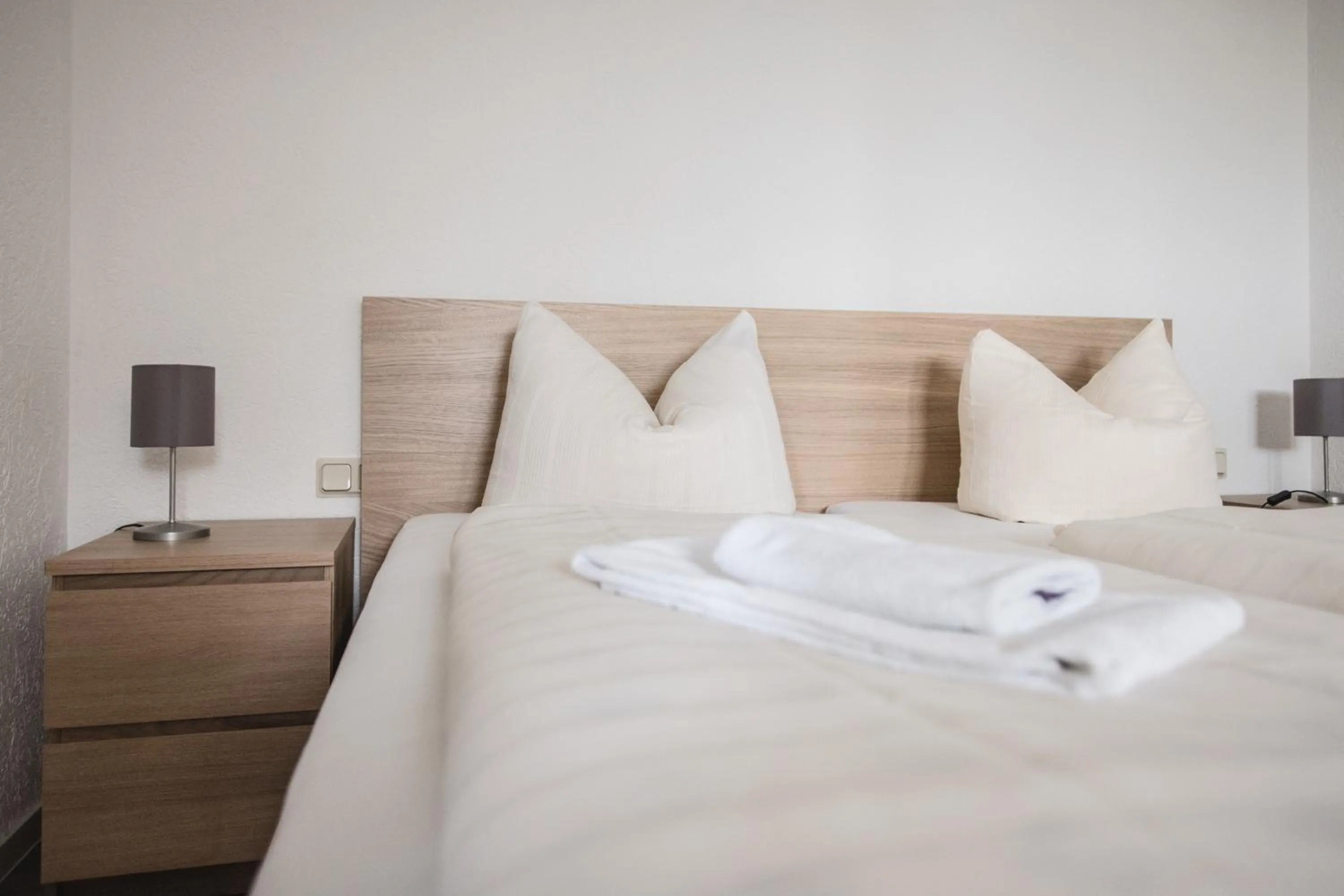 Bed in Toschis Station-Motel-Wirtshaus-an der Autobahn-Bowling