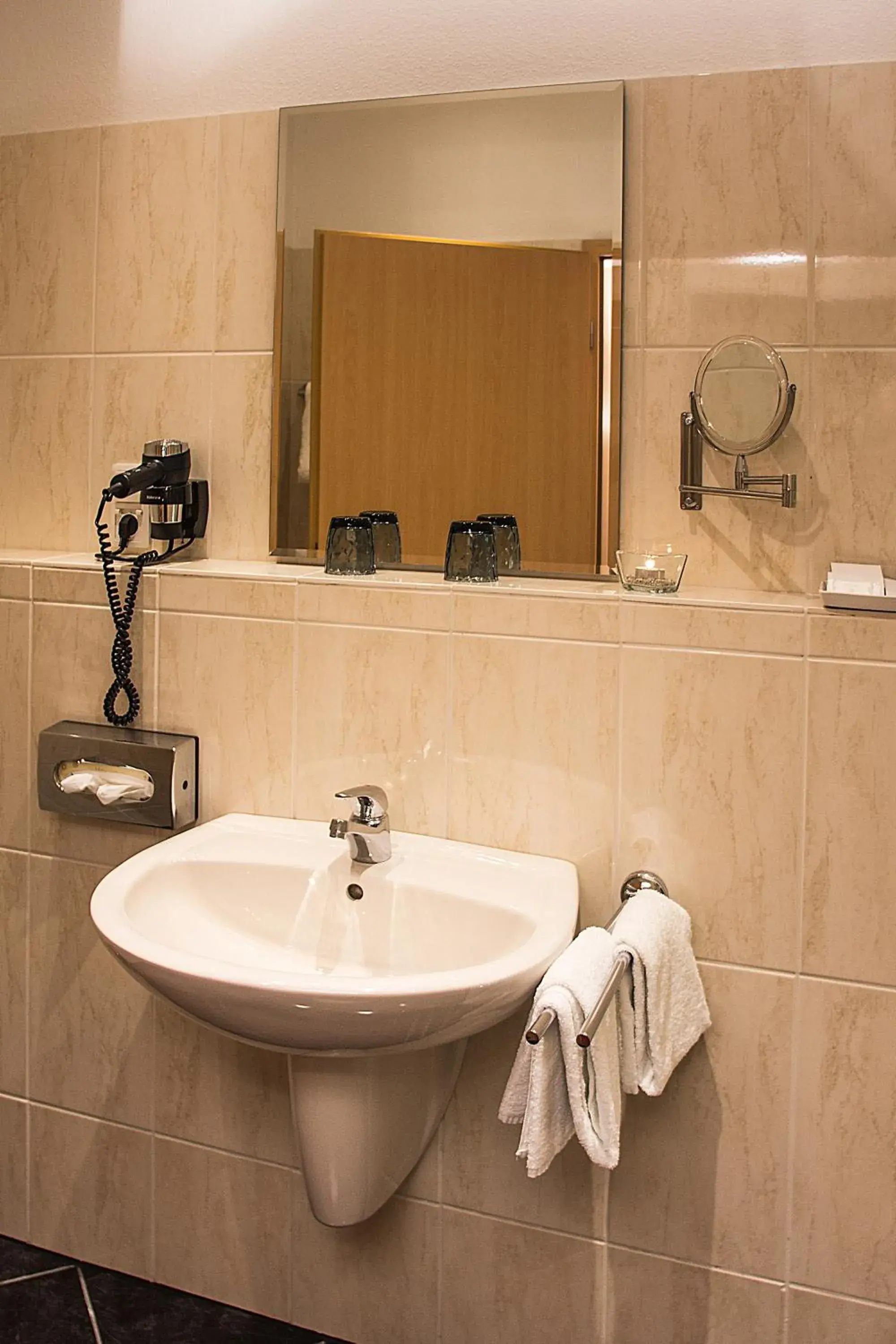 Double Room in Parkhotel Ahrbergen Double Room in Parkhotel Ahrbergen