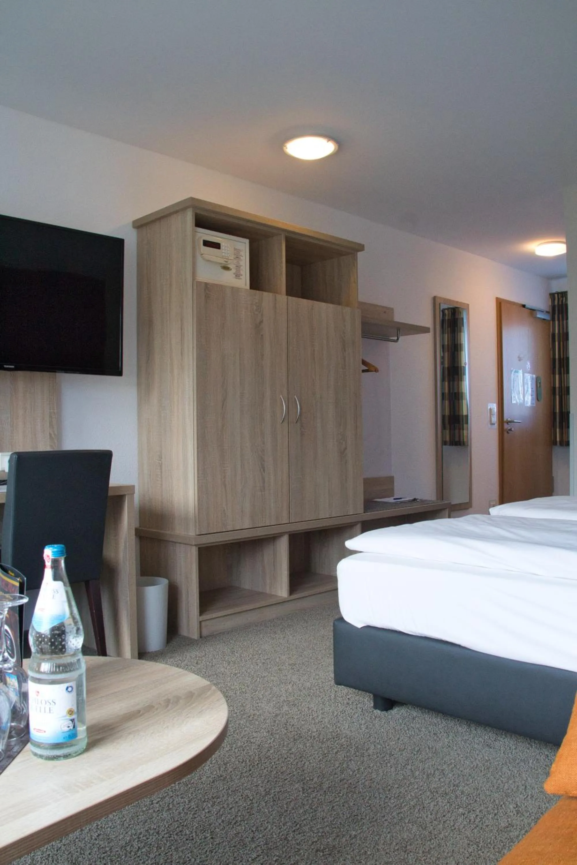 Bed in Hotel Quellenhof