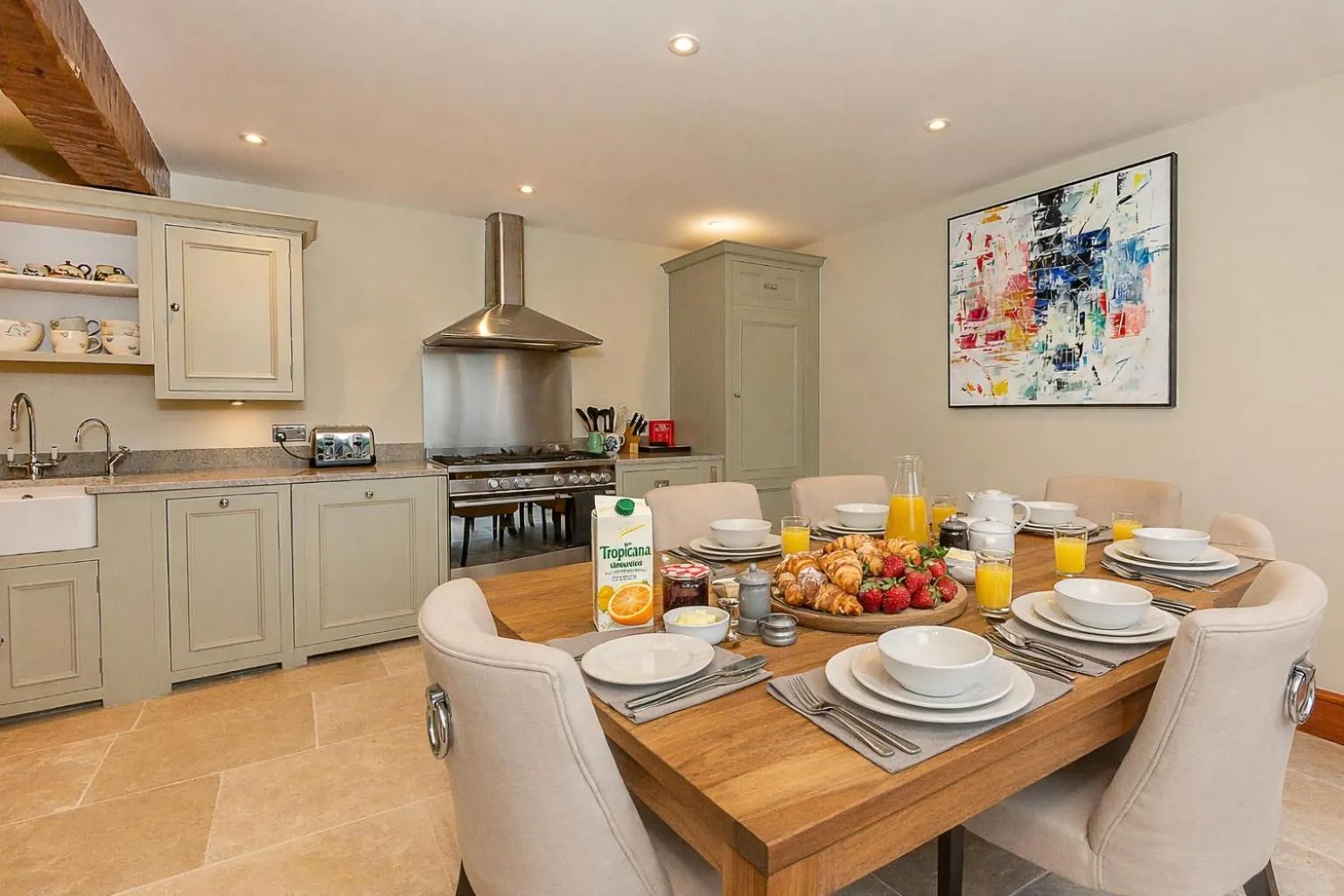 Creamery Cottage with Games room and Free Parking