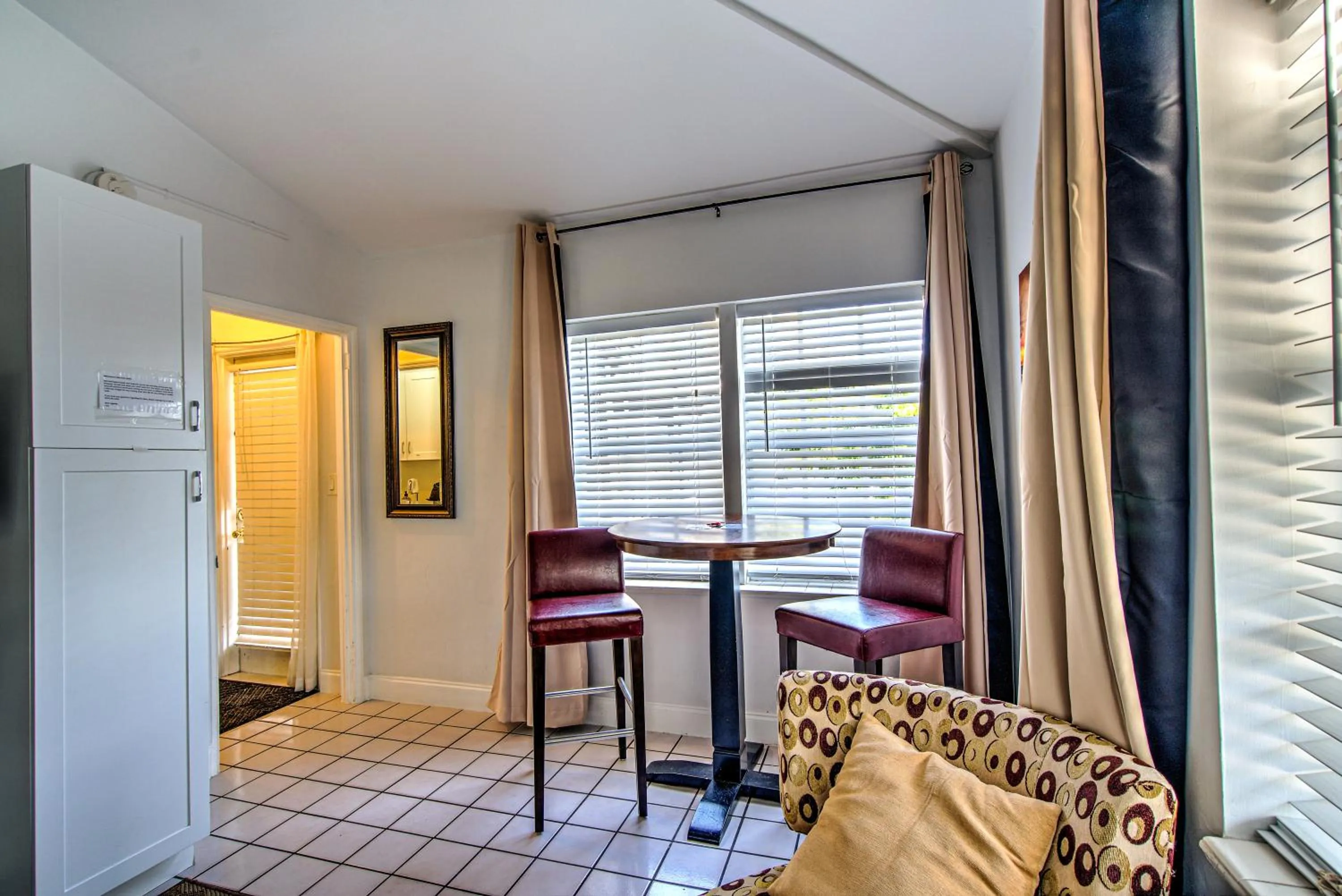 Dining area in Little Paris by the ocean self check in