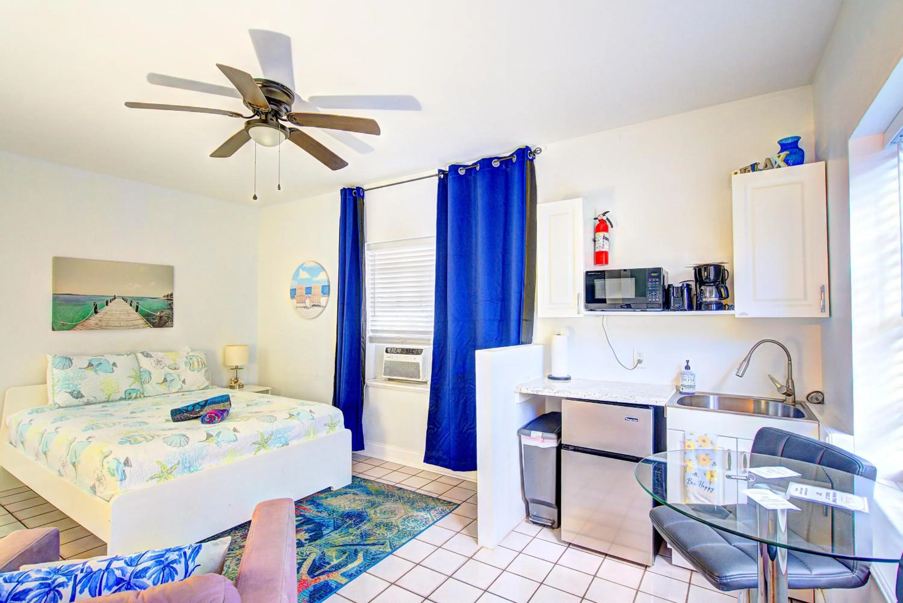 Photo of the whole room in Little Paris by the ocean self check in