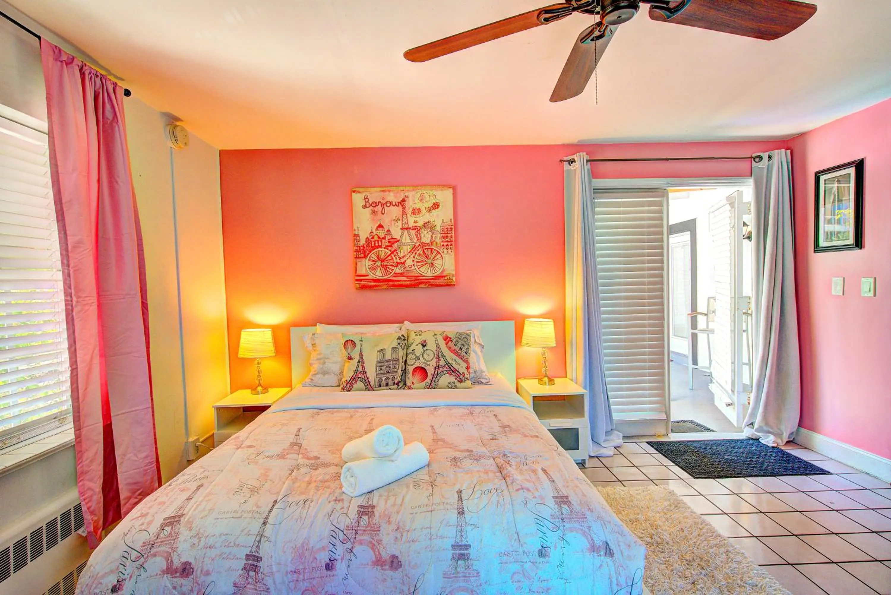 Bed in Little Paris by the ocean self check in