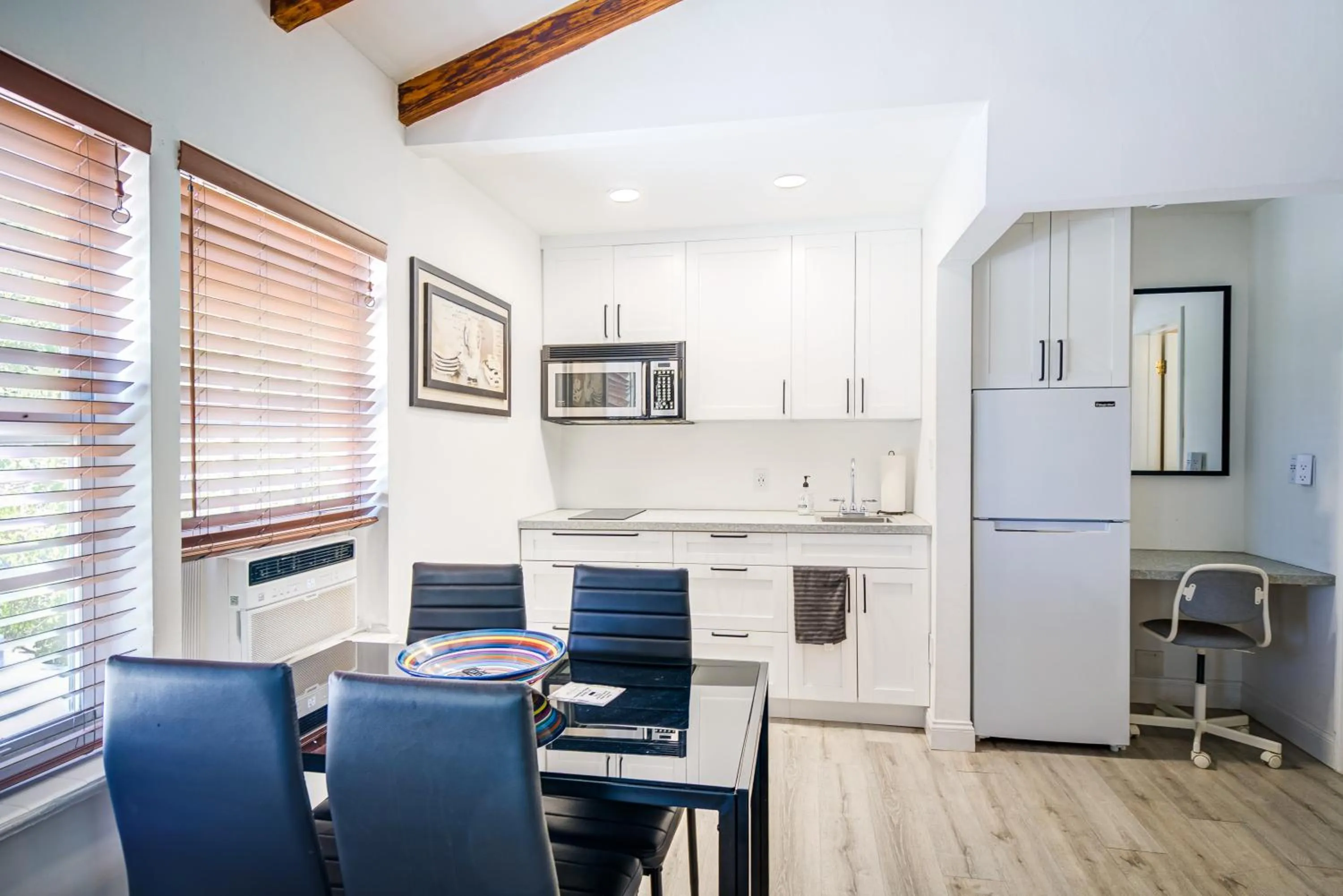 Dining area in Little Paris by the ocean self check in