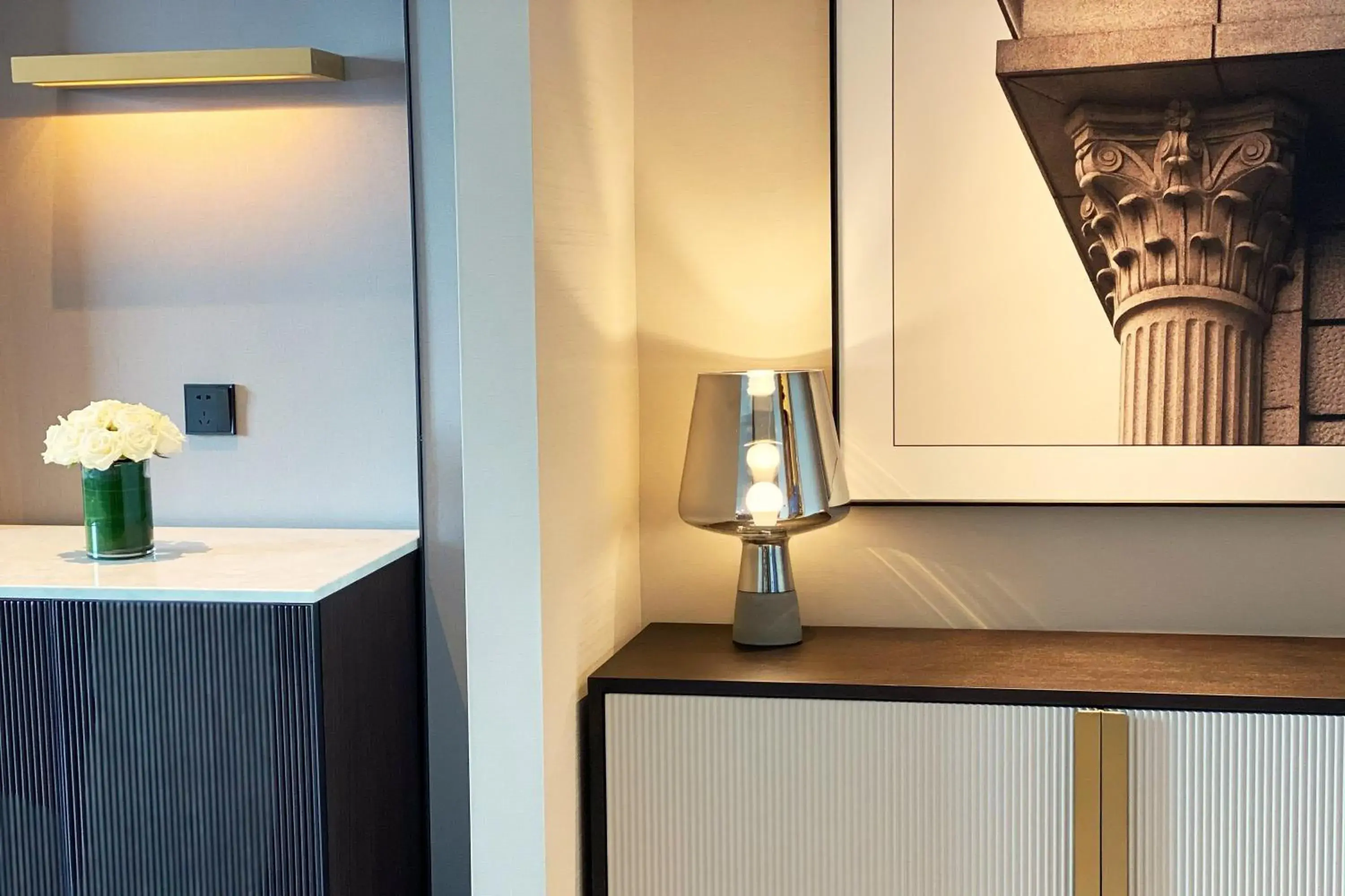 Bedroom in Crowne Plaza Shanghai Fudan by IHG Bedroom in Crowne Plaza Shanghai Fudan by IHG