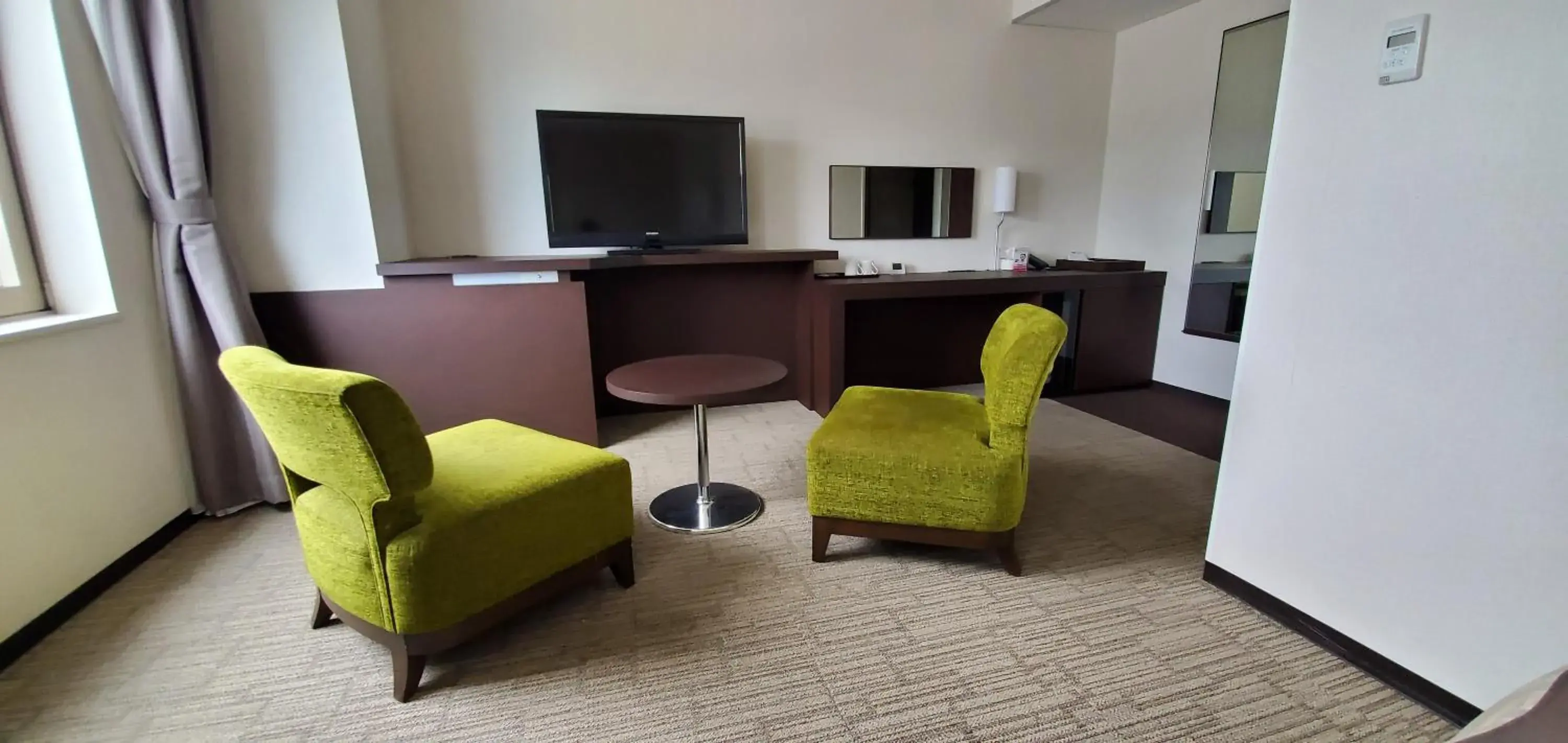 Photo of the whole room in Kochi Hotel Photo of the whole room in Kochi Hotel