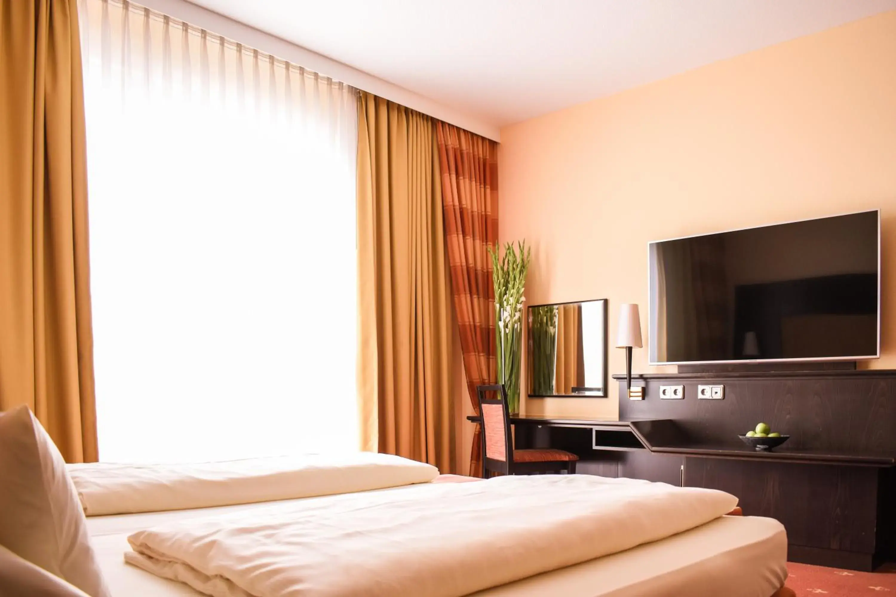 One-Bedroom Suite in Hotel ESPERANTO Kongress- und Kulturzentrum Fulda One-Bedroom Suite in Hotel ESPERANTO Kongress- und Kulturzentrum Fulda