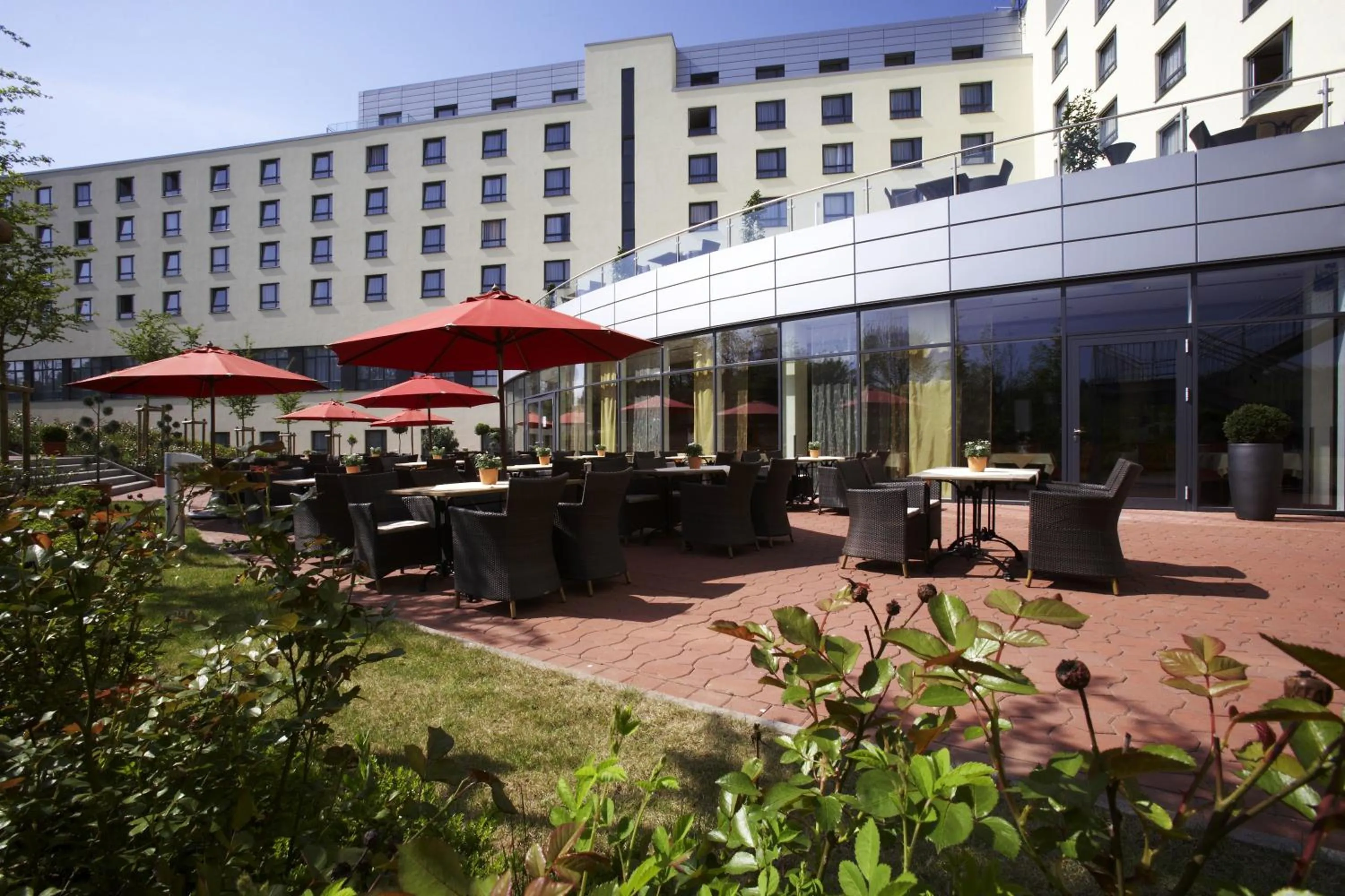 Facade/entrance in Hotel ESPERANTO Kongress- und Kulturzentrum Fulda