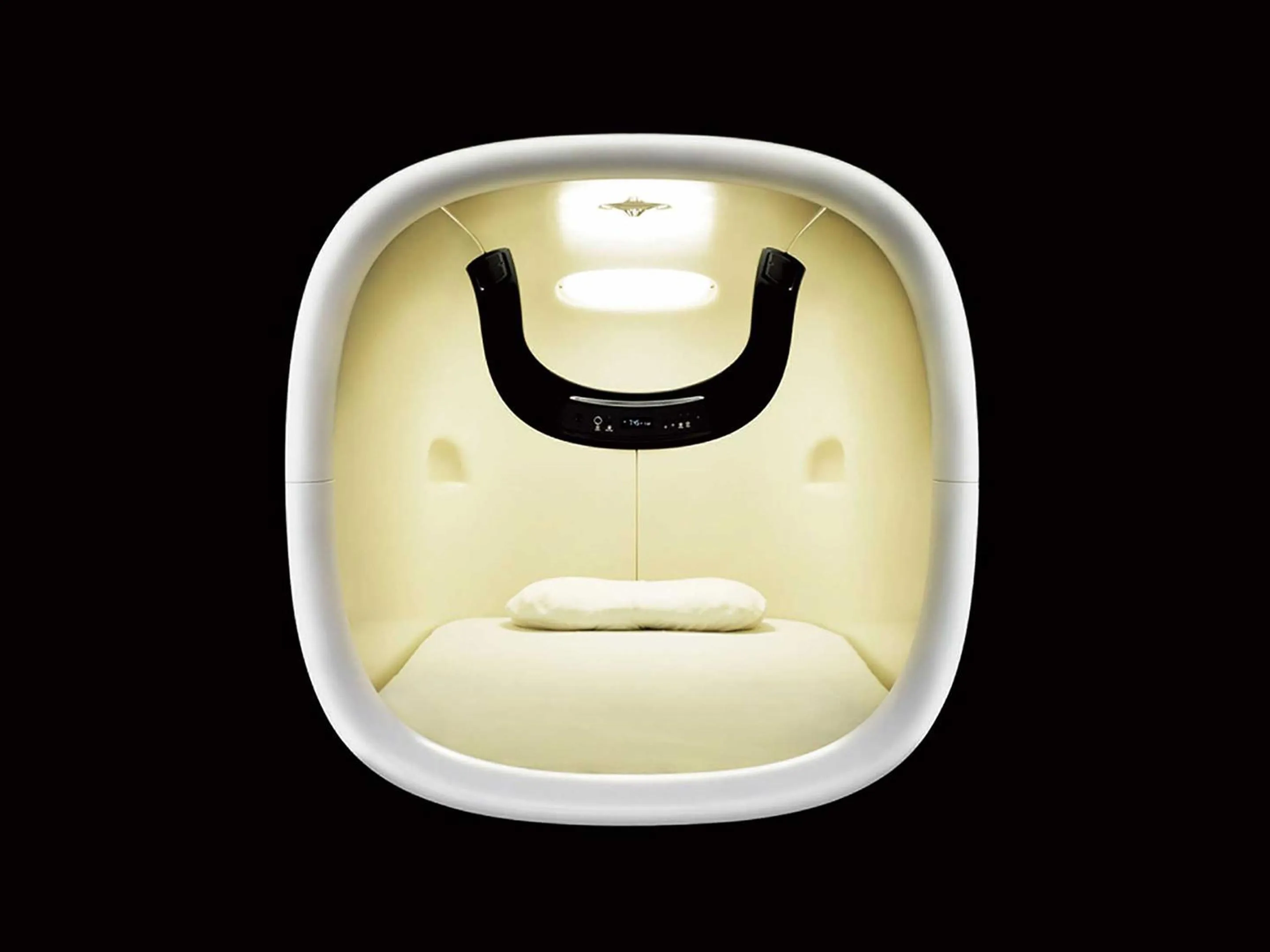 Photo of the whole room in 9h nine hours Hakata station