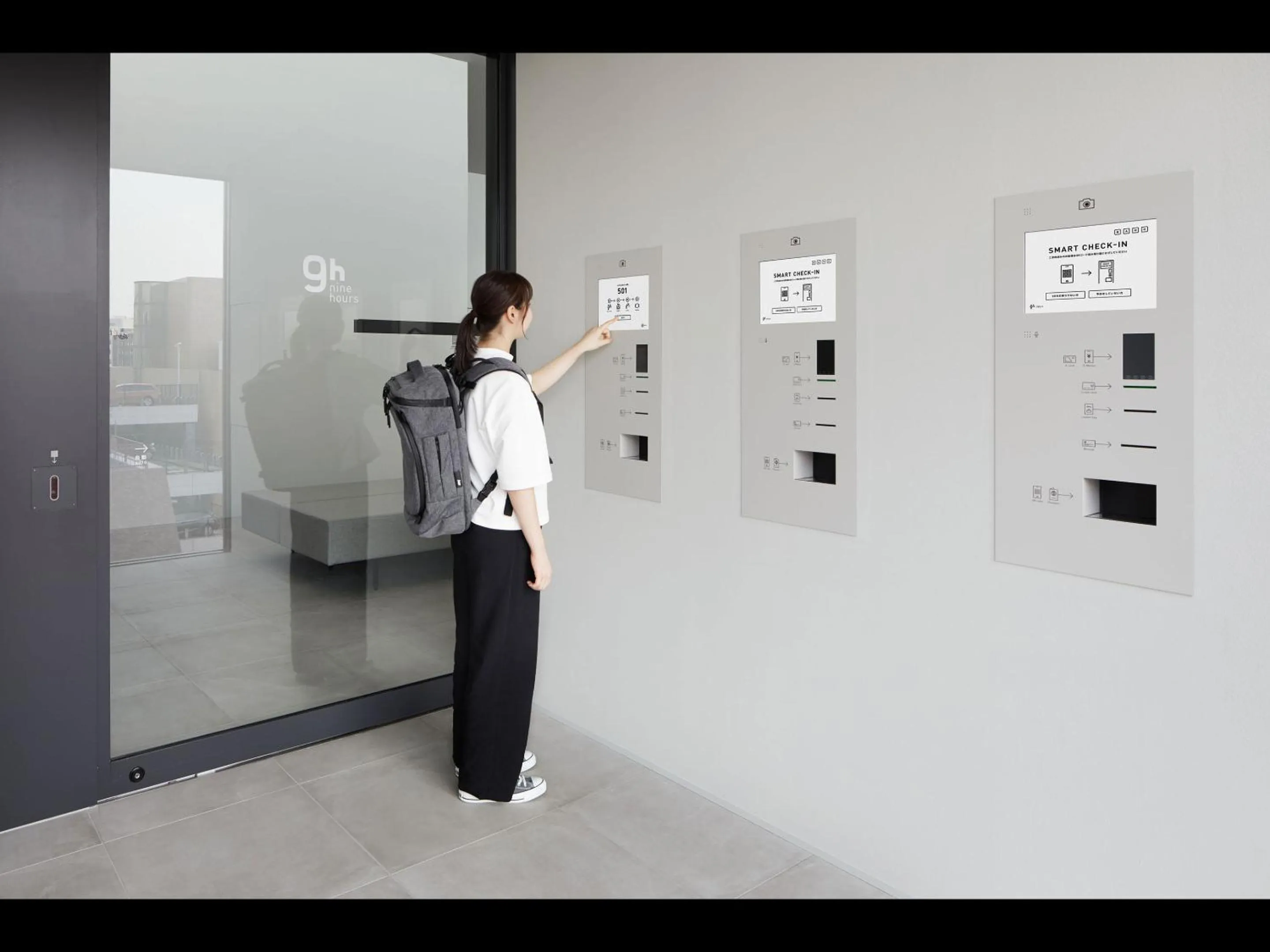 Facade/entrance in 9h nine hours Hakata station