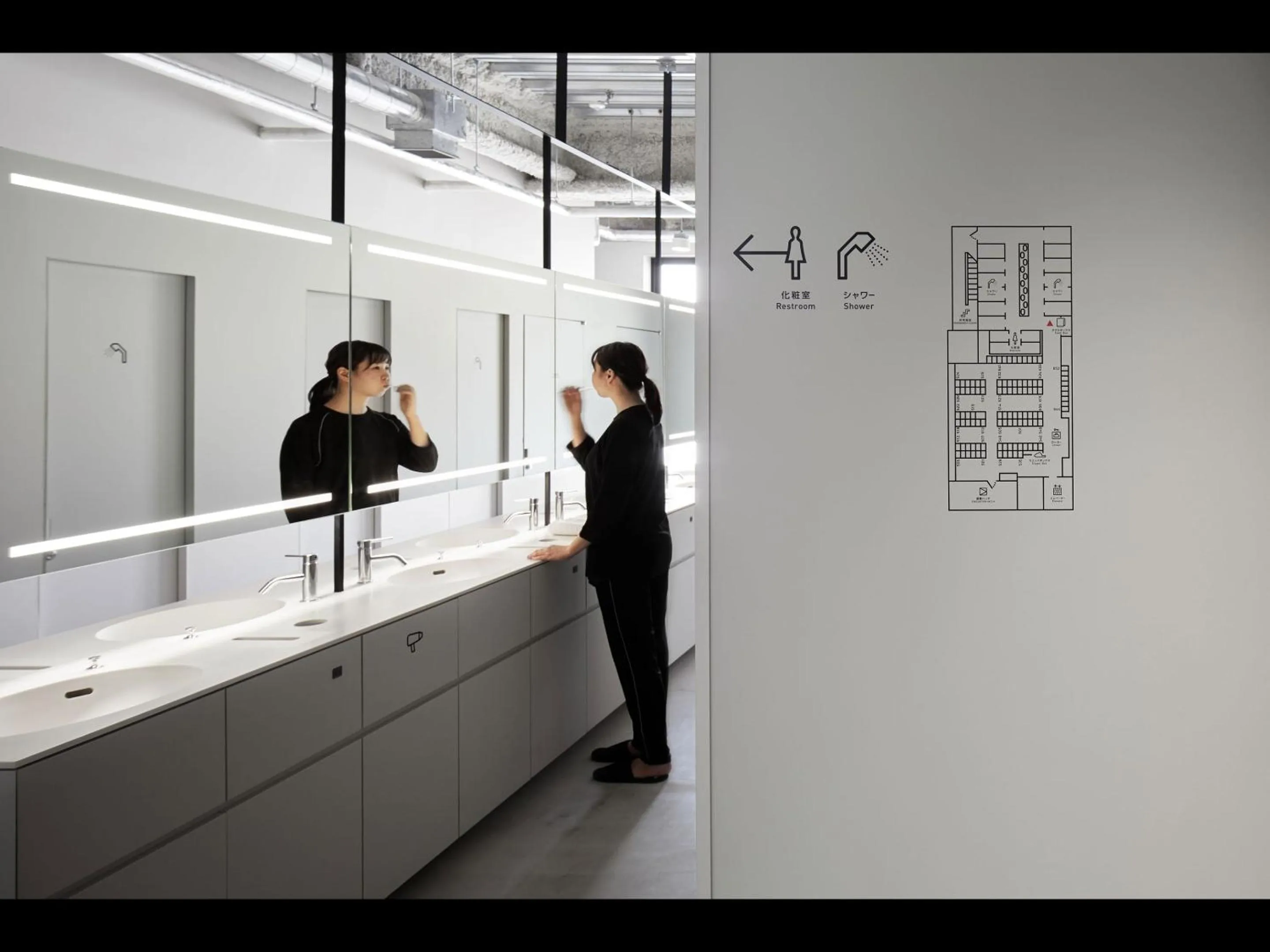 Other in 9h nine hours Hakata station