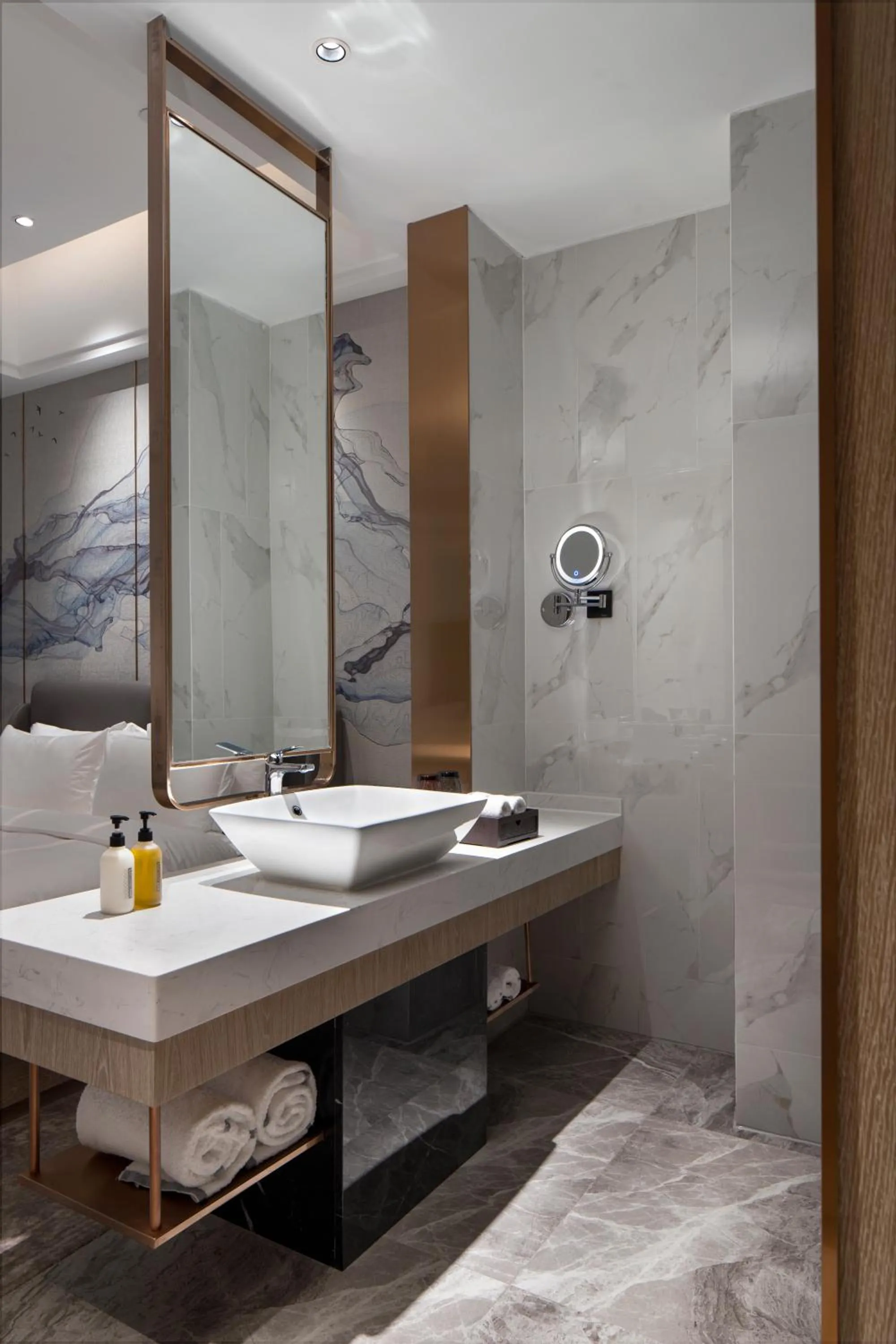 Bathroom in Paco Hotel Jinfeng Metro Guangzhou