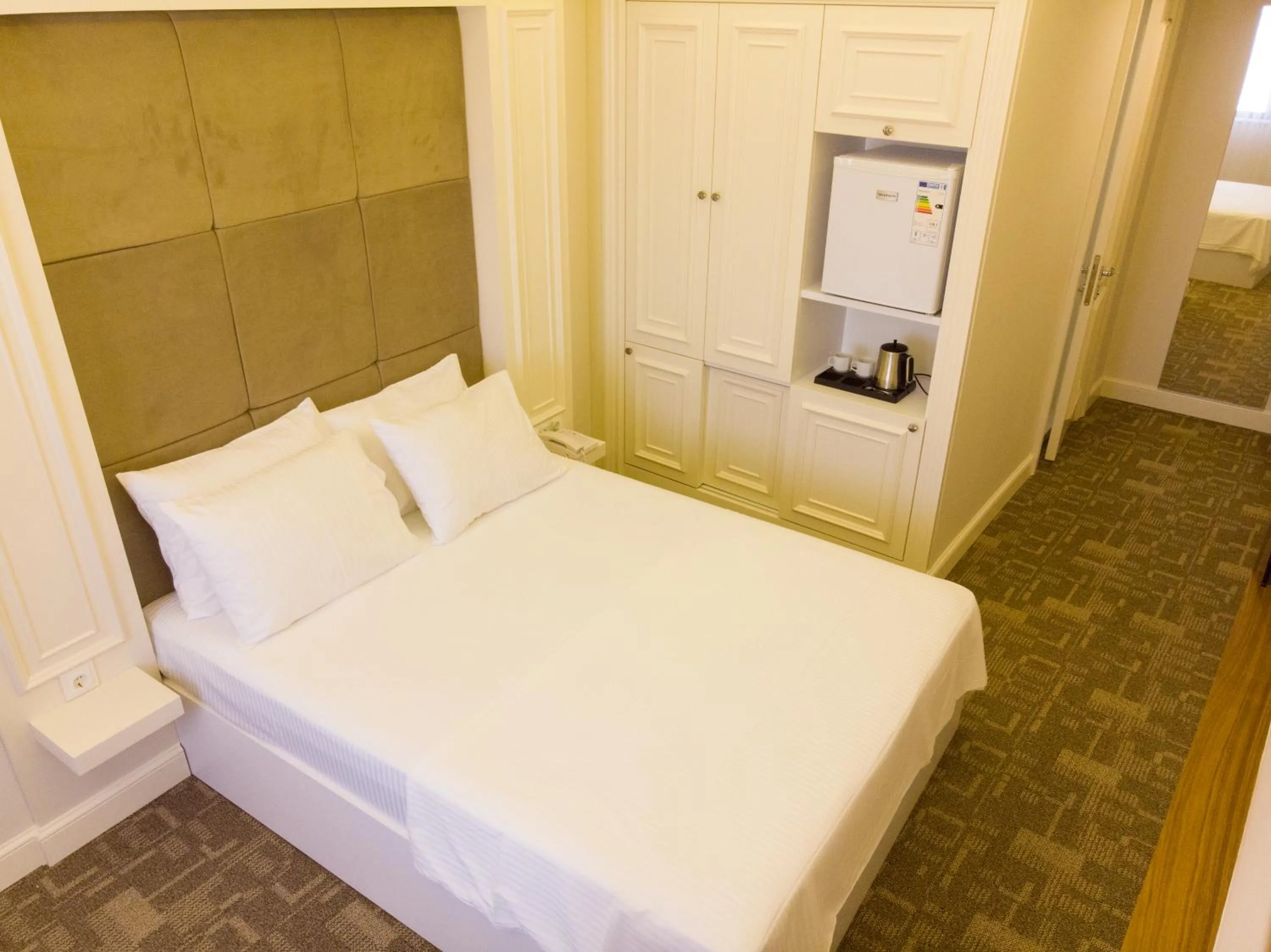 Photo of the whole room, Bed in Bursa Ulupark Hotel
