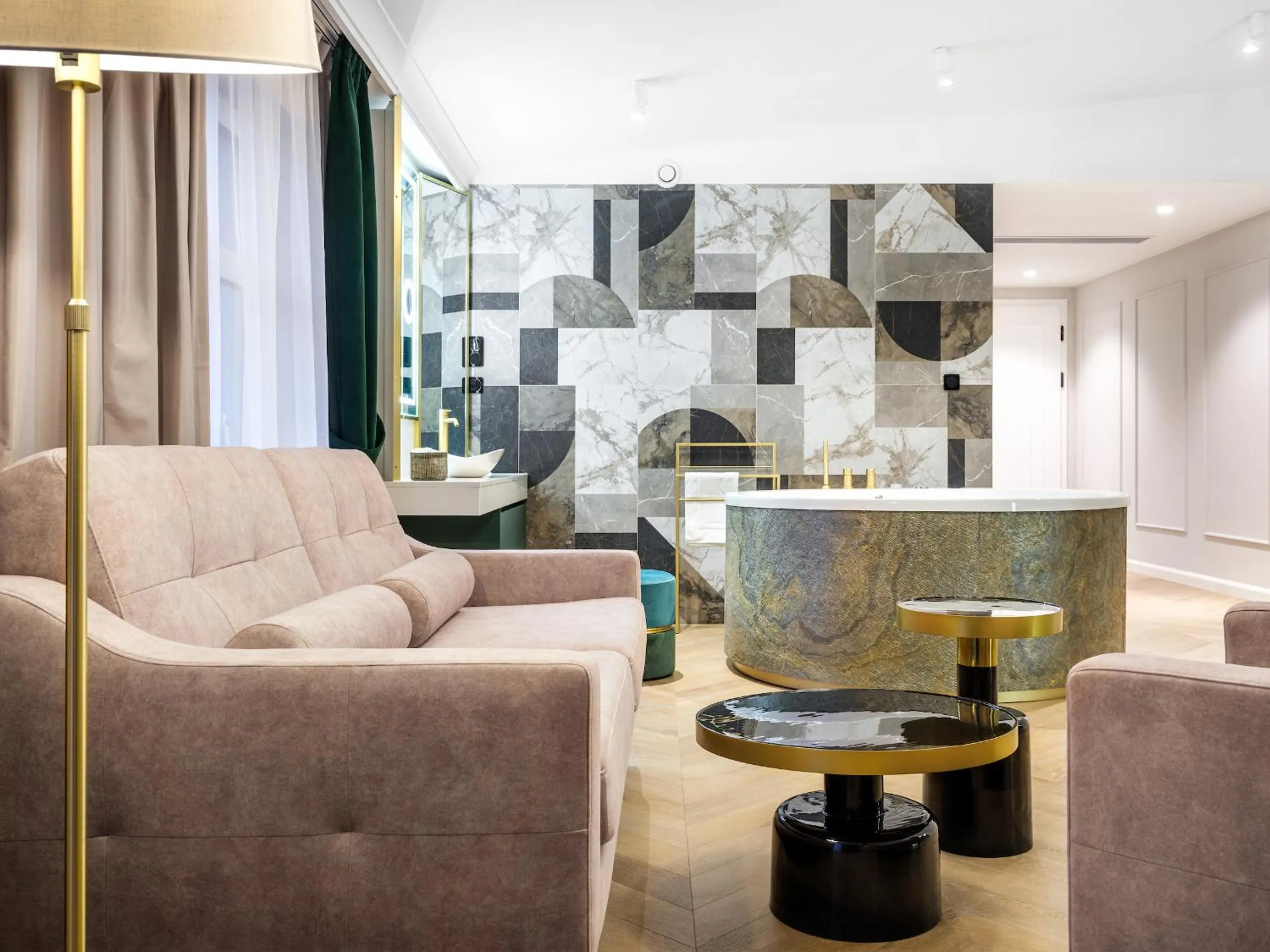 Living room in Hotel Golden Queen