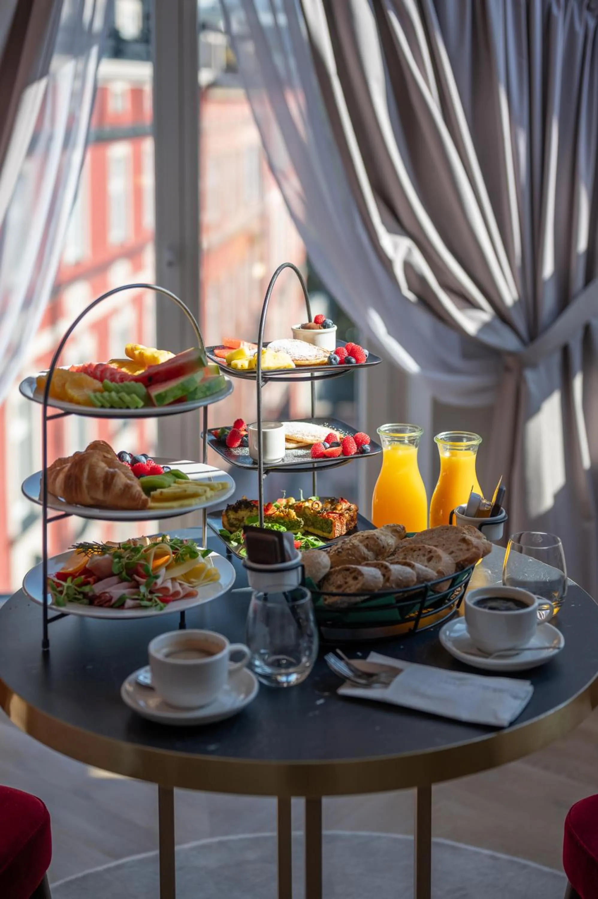 Breakfast in Hotel Golden Queen