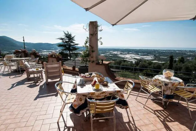 Property building in C'era una volta