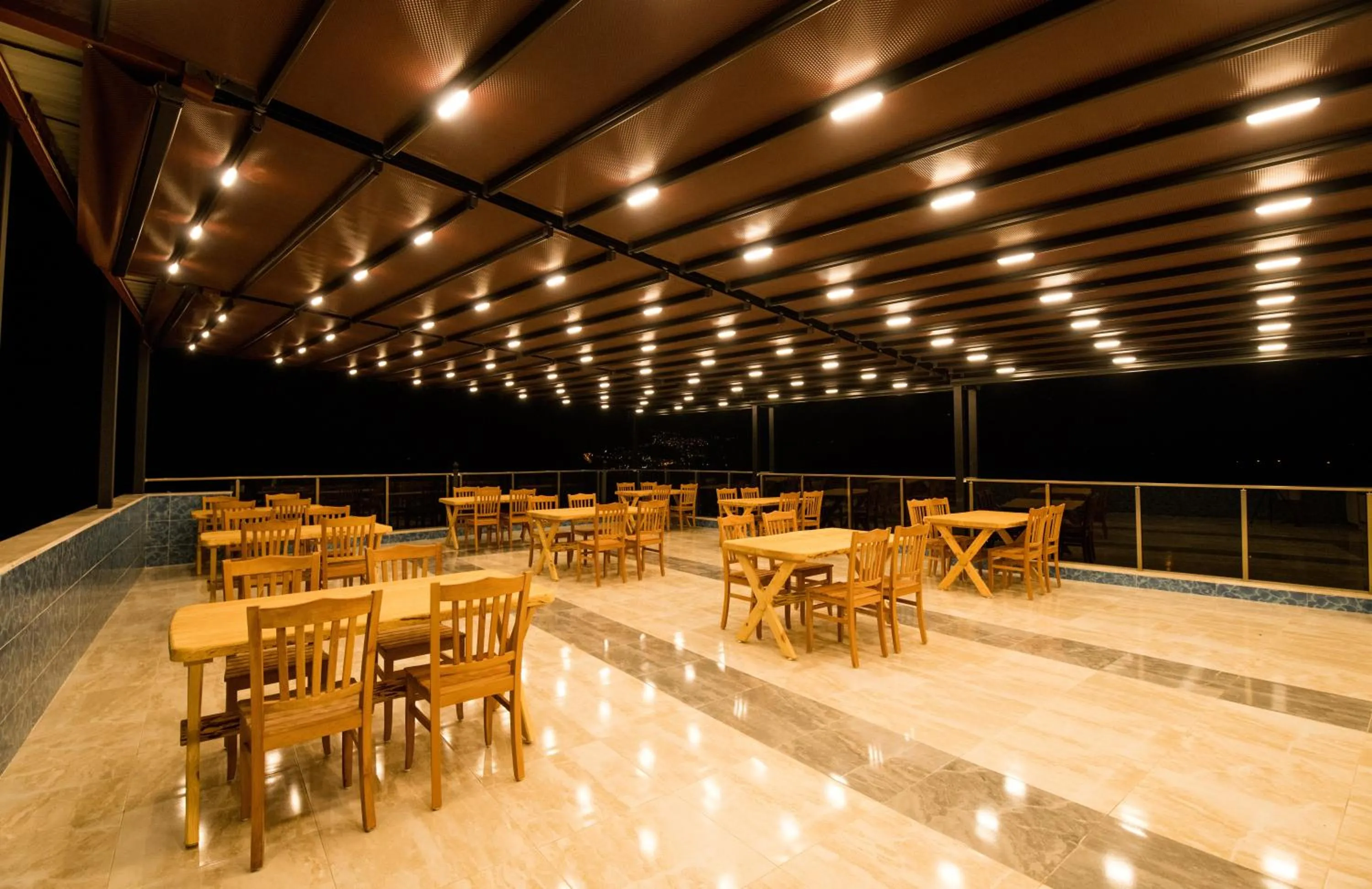 Restaurant/places to eat in Kaş Sun Glare Hotel