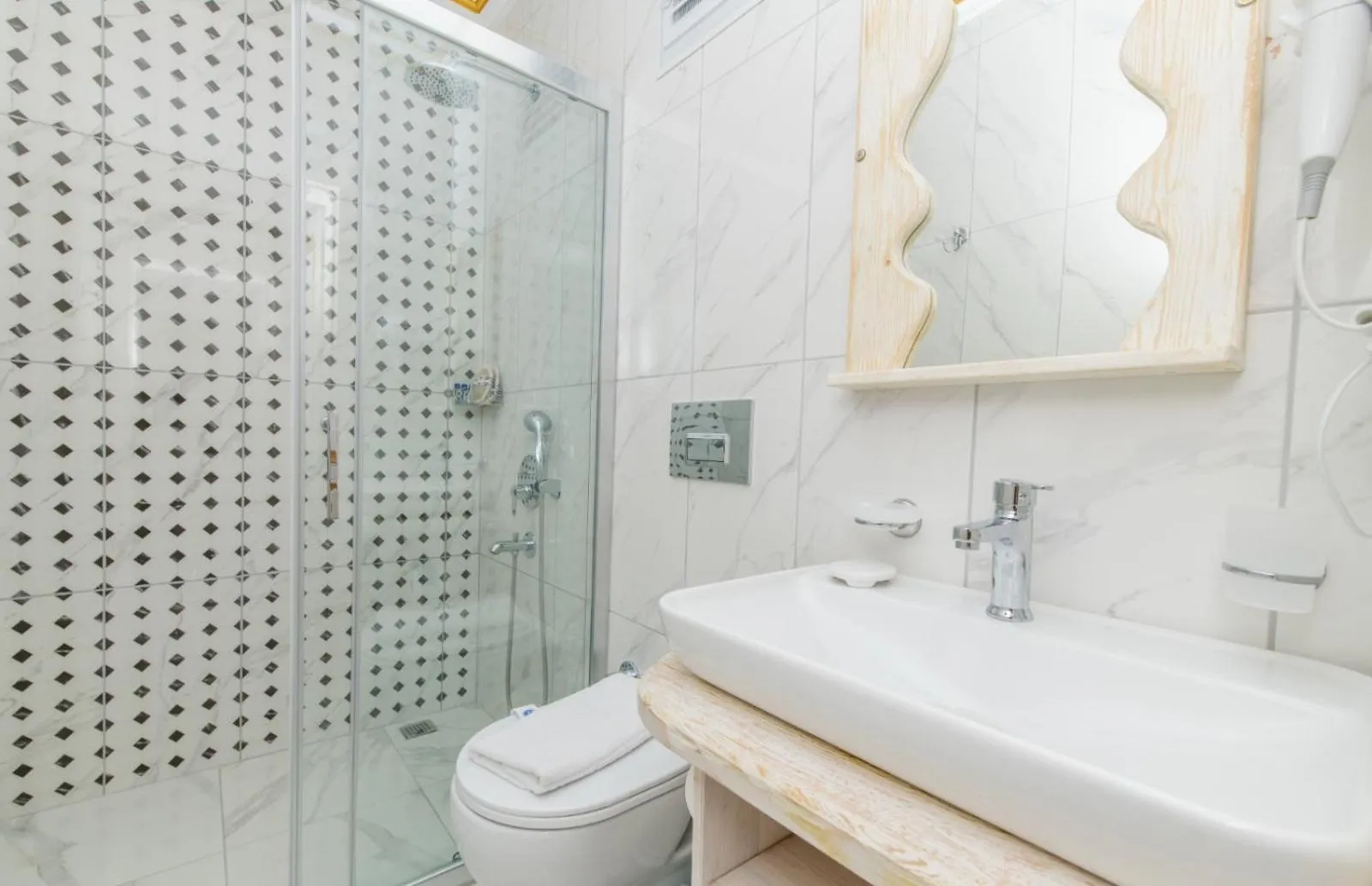 Bathroom in Kaş Sun Glare Hotel