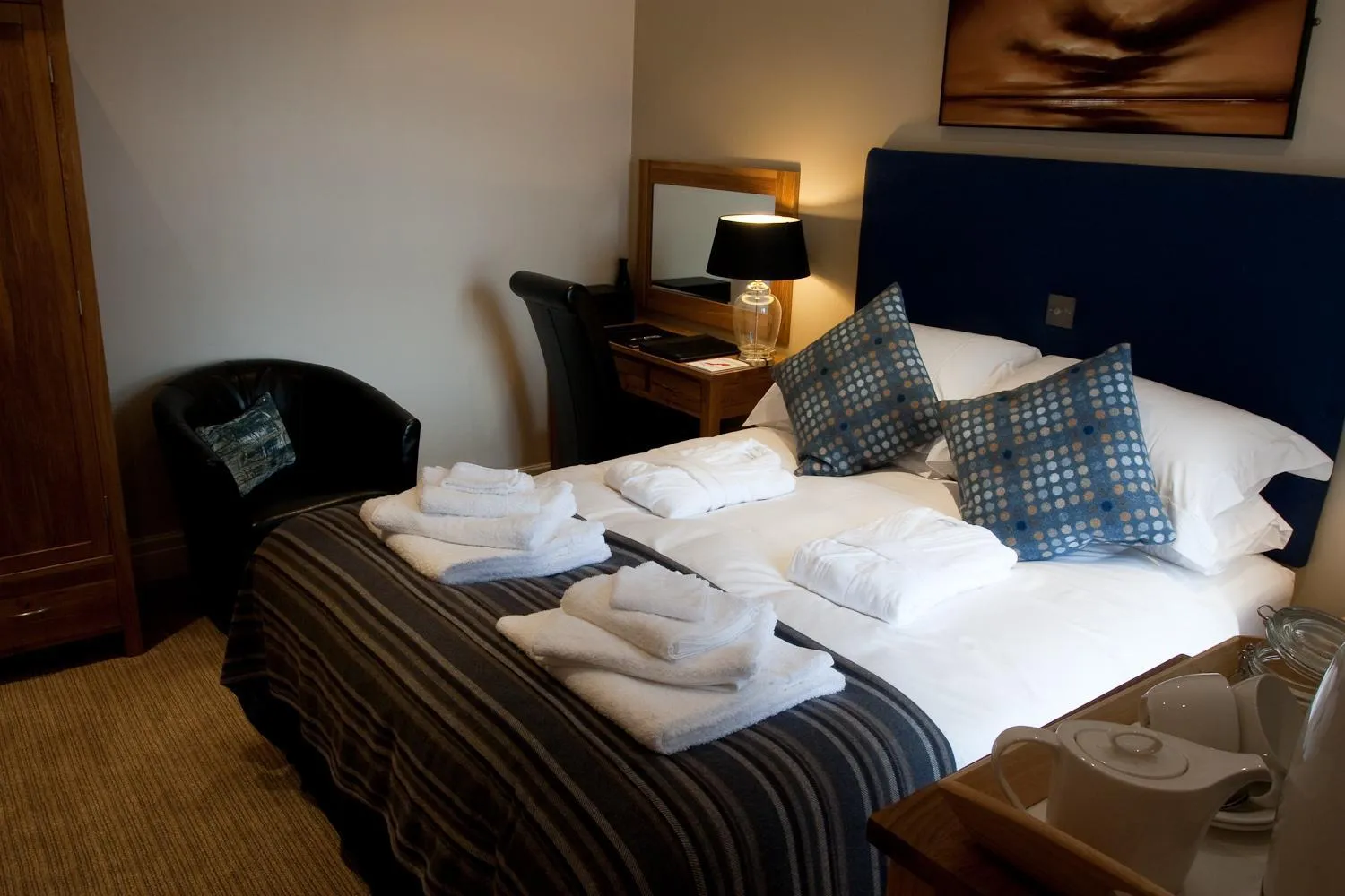 Bedroom, Bed in Langtrys