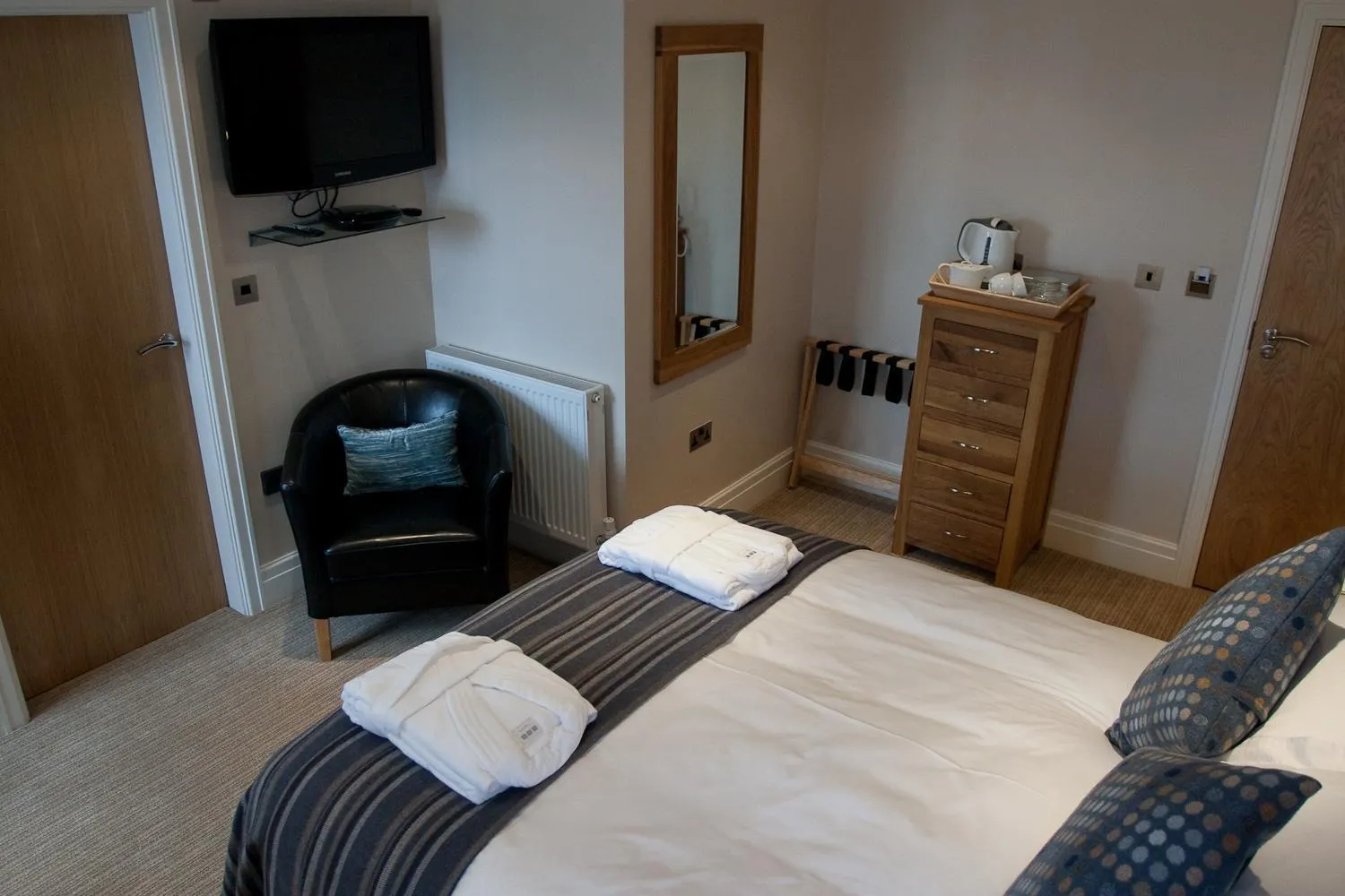 Bedroom, Bed in Langtrys