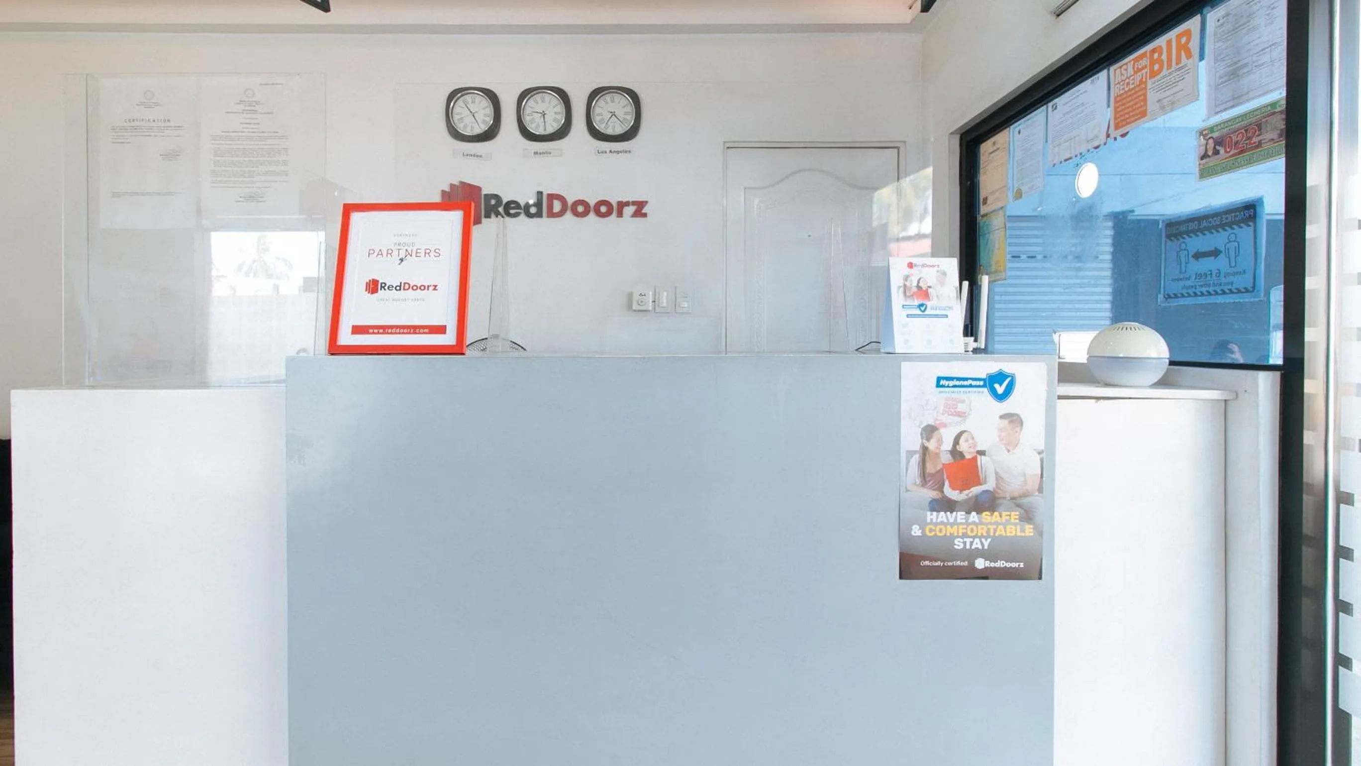 Property logo or sign in RedDoorz near SM Calamba