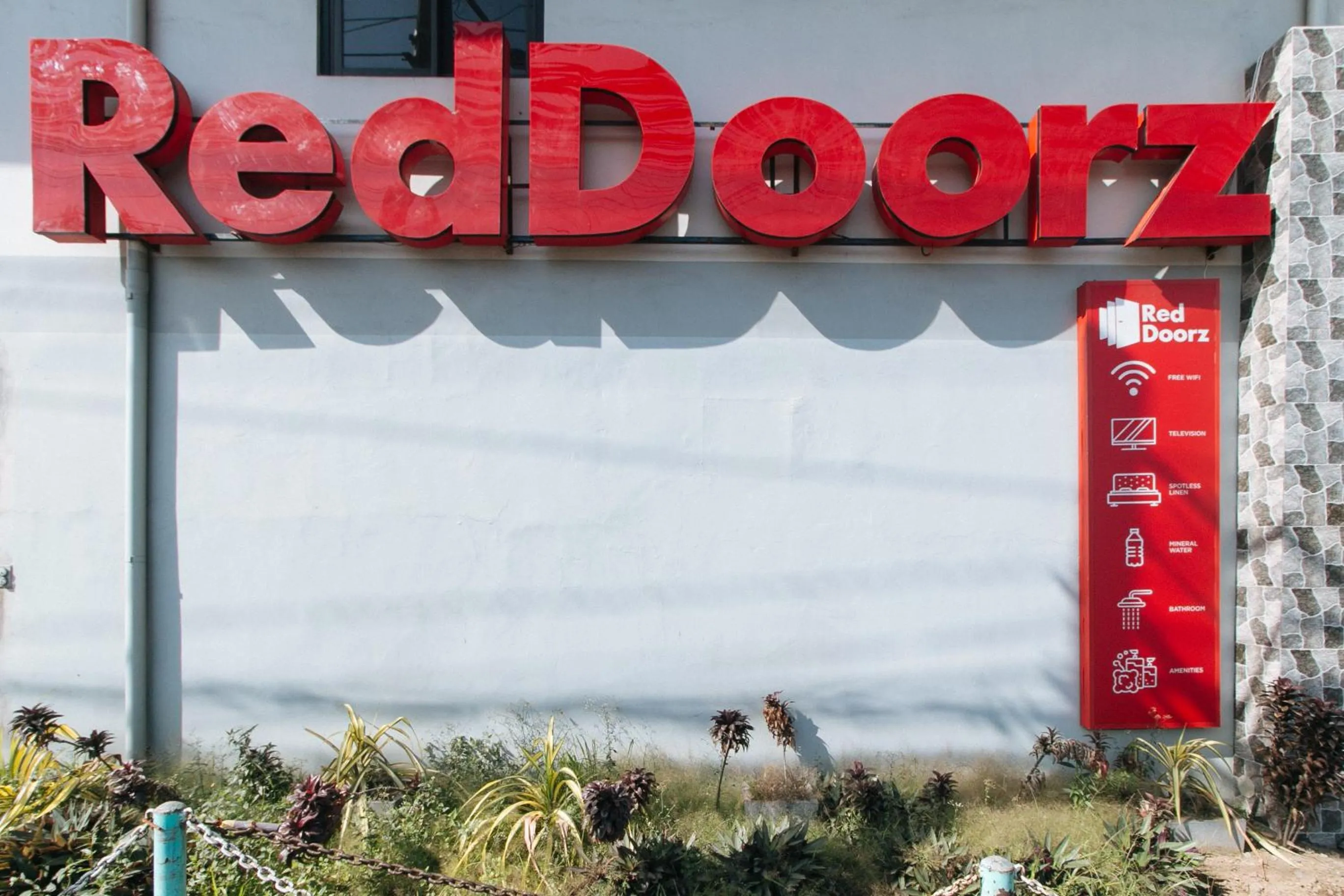 Day in RedDoorz near SM Calamba