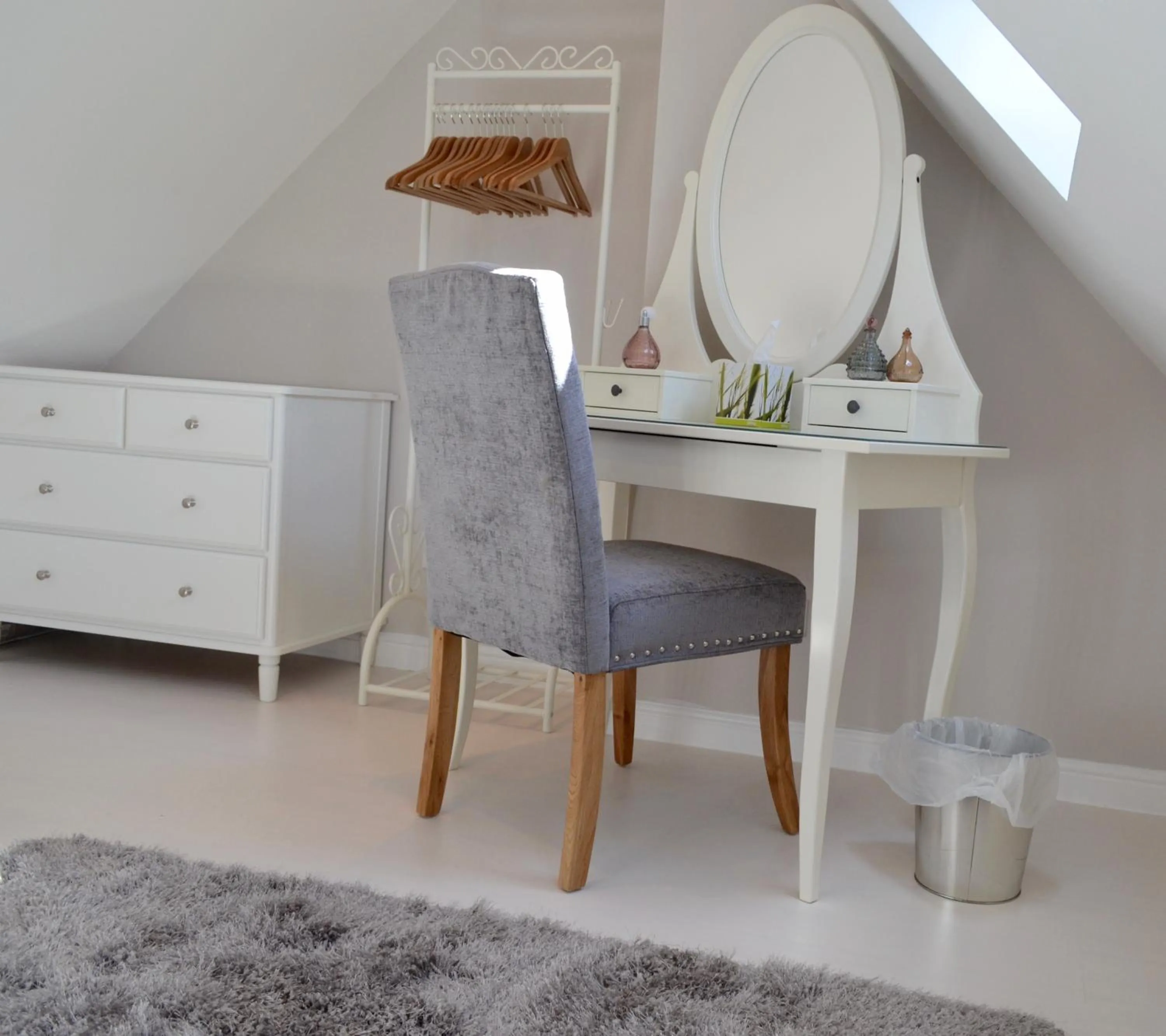 Bedroom in Riverbank Cottage