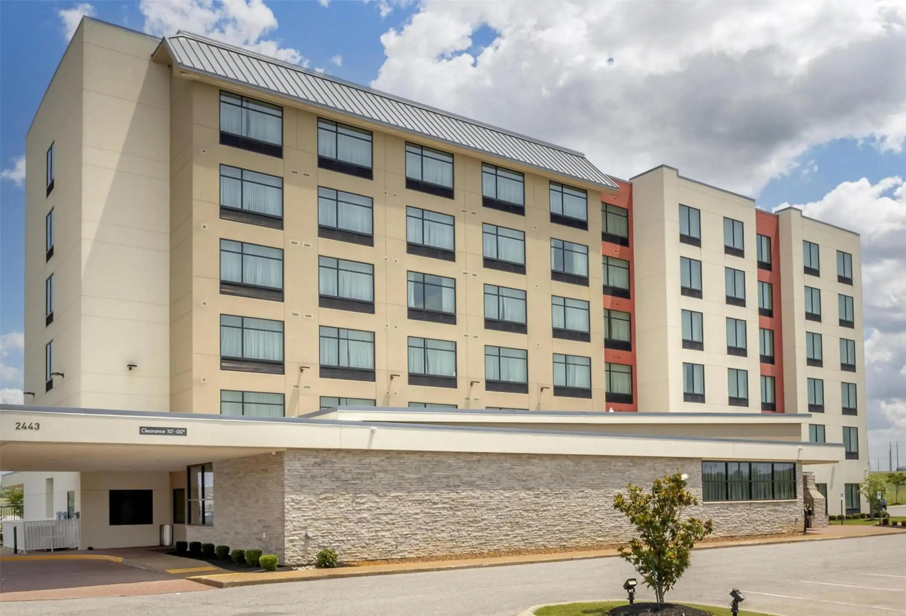 Property building in Best Western Plus Executive Residency Jackson Northeast Property building in Best Western Plus Executive Residency Jackson Northeast