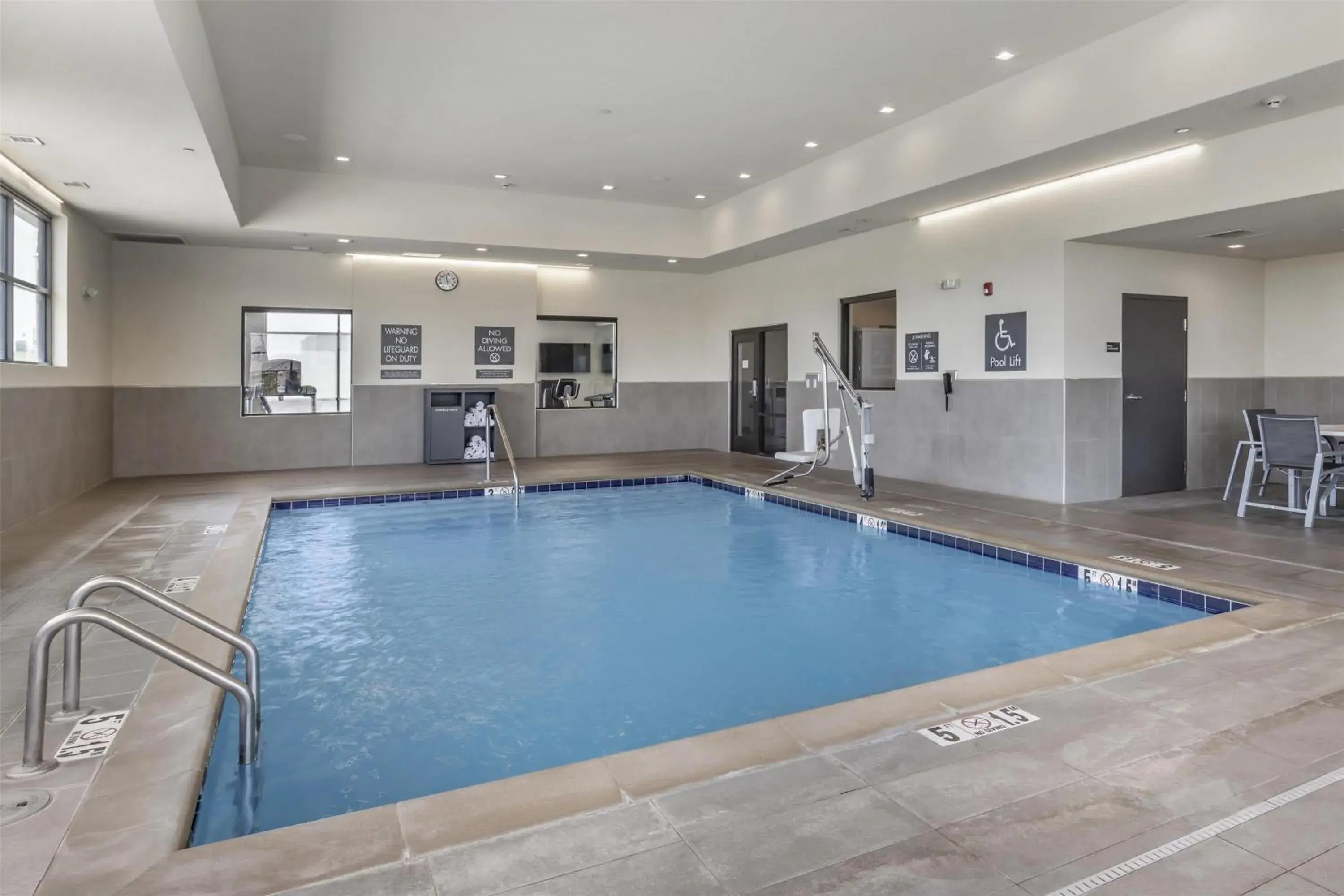 Pool view in Best Western Plus Executive Residency Jackson Northeast Pool view in Best Western Plus Executive Residency Jackson Northeast