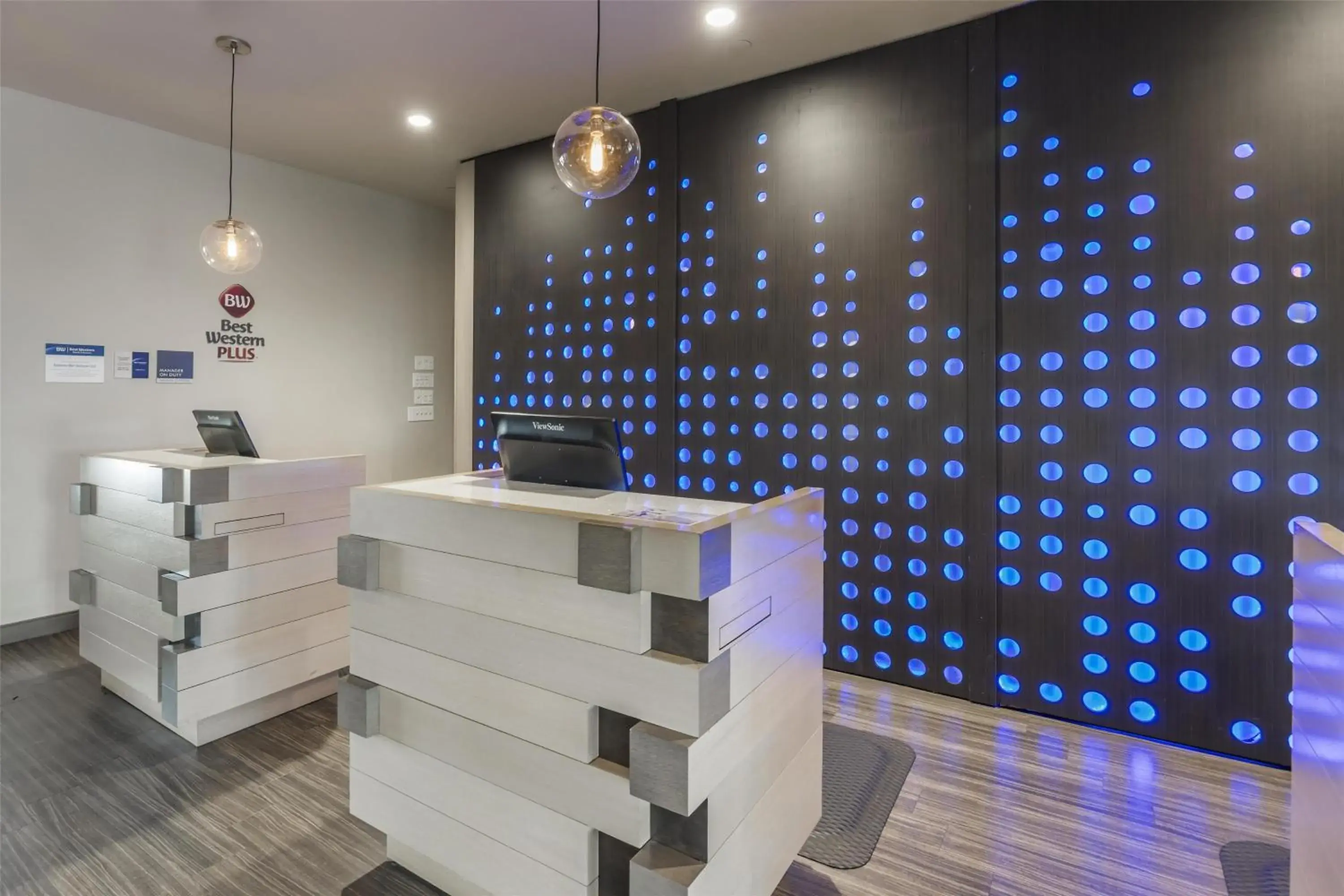 Lobby or reception in Best Western Plus Executive Residency Jackson Northeast Lobby or reception in Best Western Plus Executive Residency Jackson Northeast