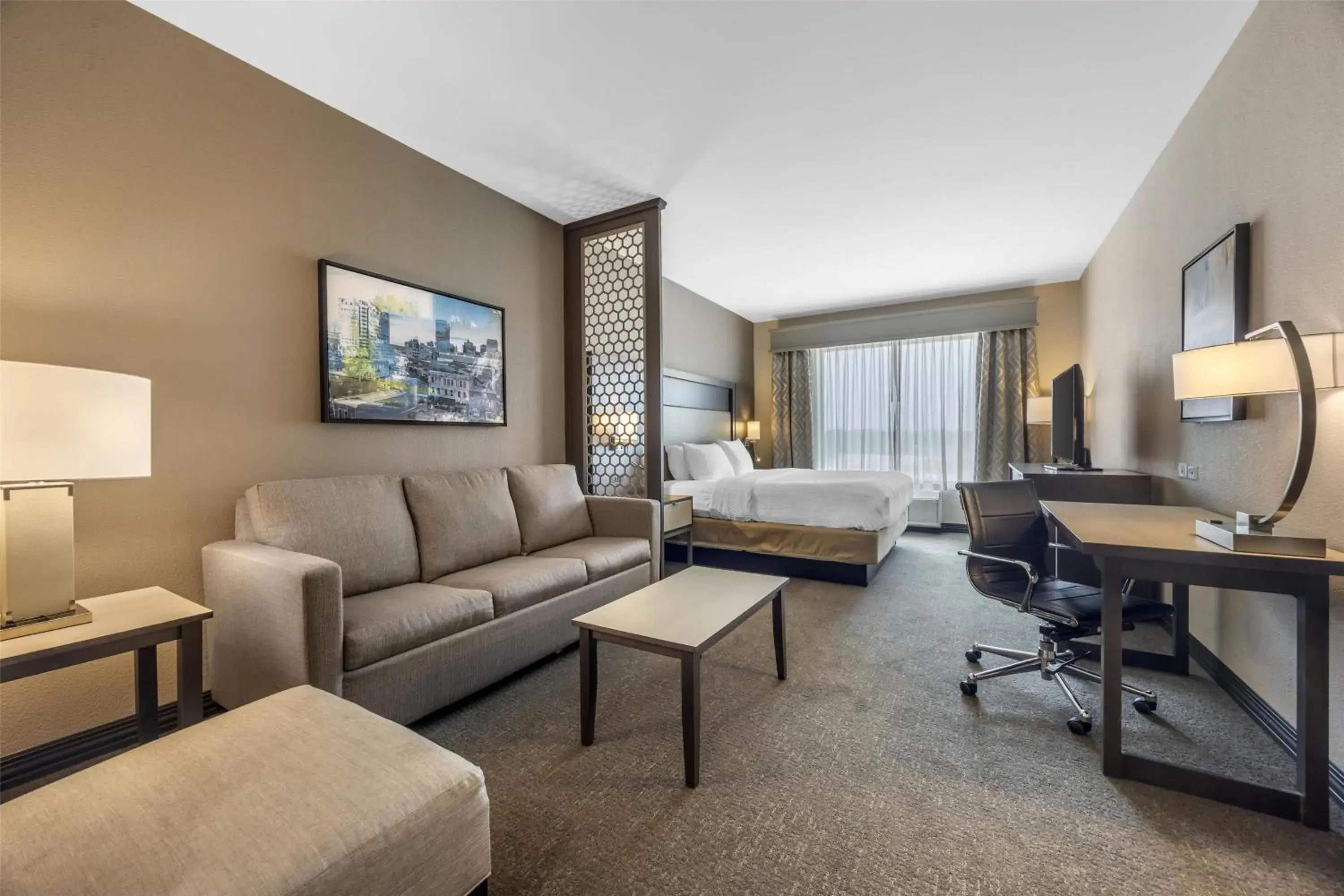 Bedroom, Bed in Best Western Plus Executive Residency Jackson Northeast Bedroom, Bed in Best Western Plus Executive Residency Jackson Northeast