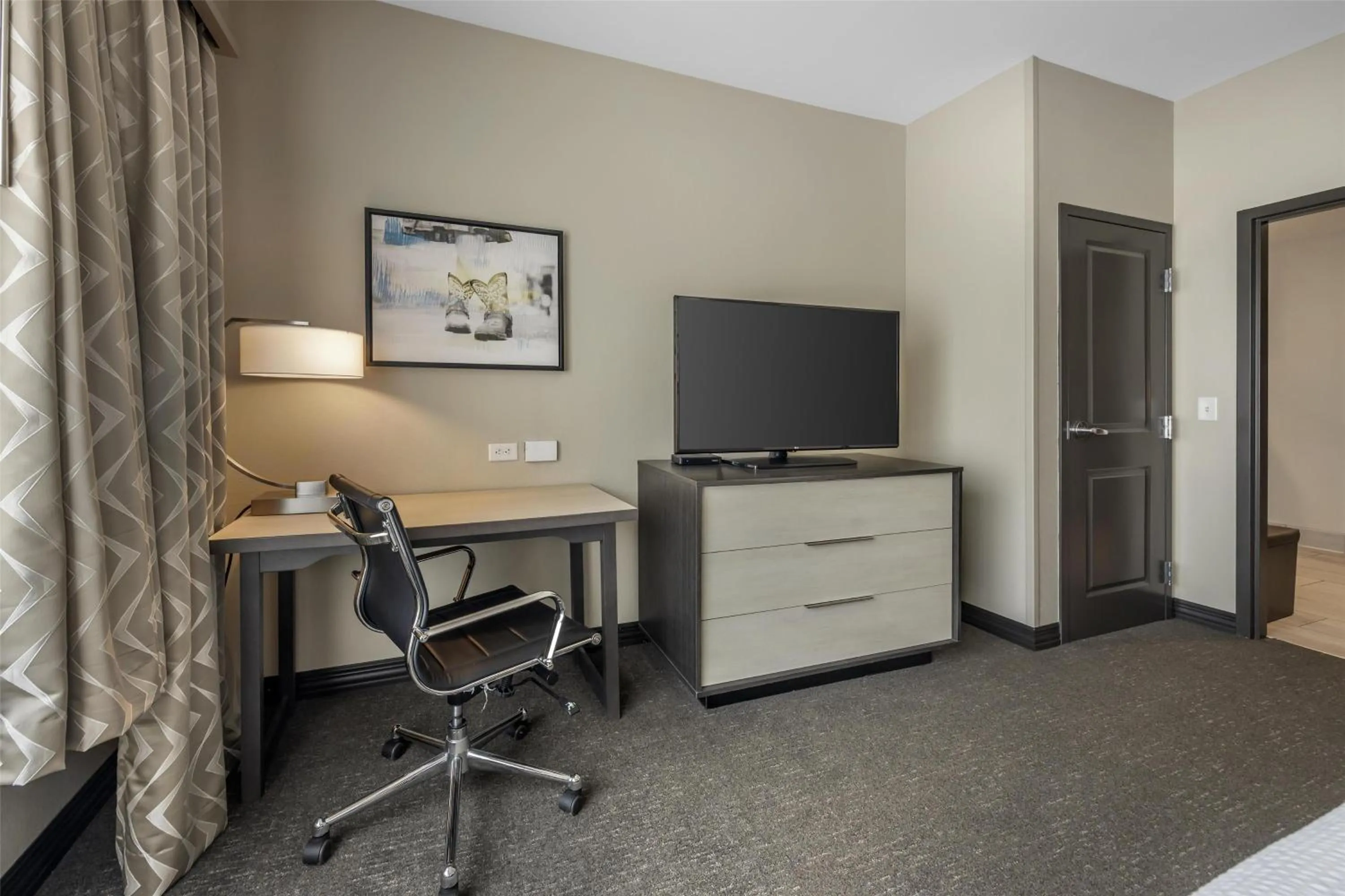 Bedroom in Best Western Plus Executive Residency Jackson Northeast