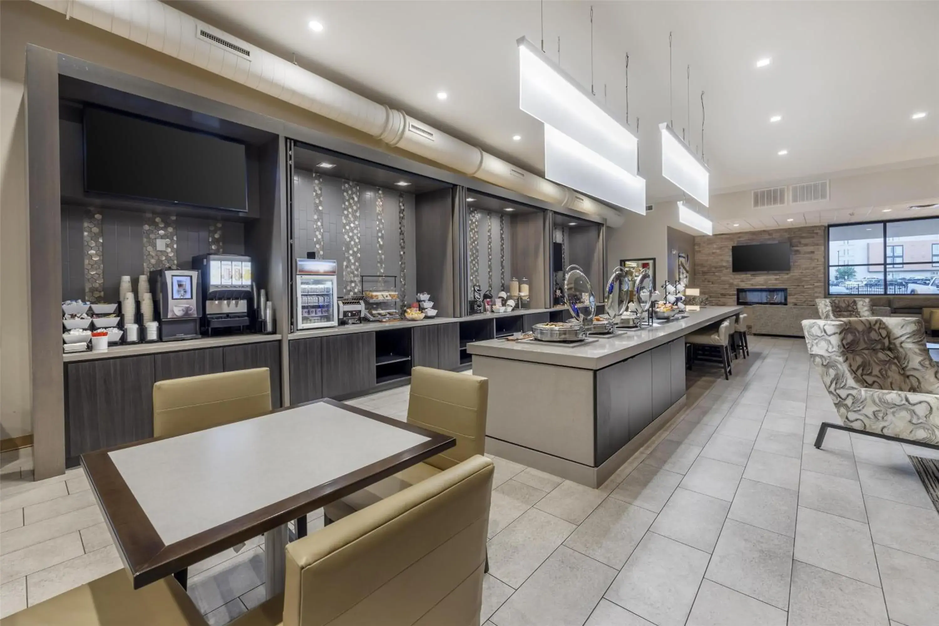 Breakfast in Best Western Plus Executive Residency Jackson Northeast Breakfast in Best Western Plus Executive Residency Jackson Northeast