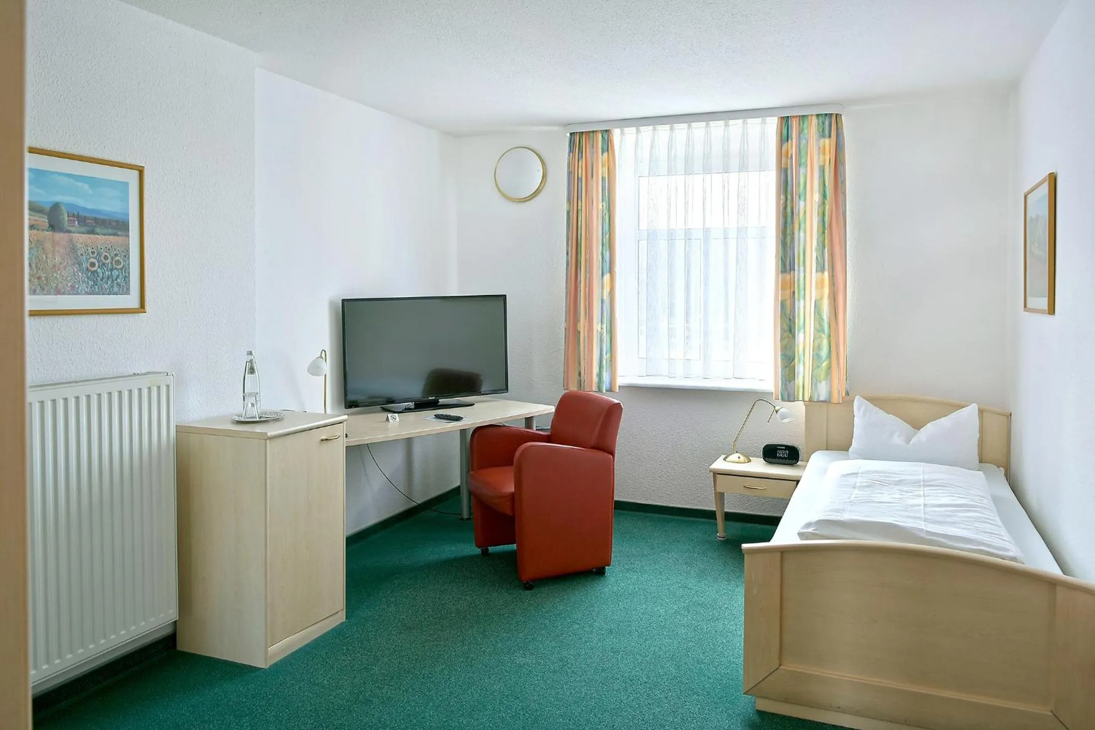 Photo of the whole room, Bed in Haus Hufeland